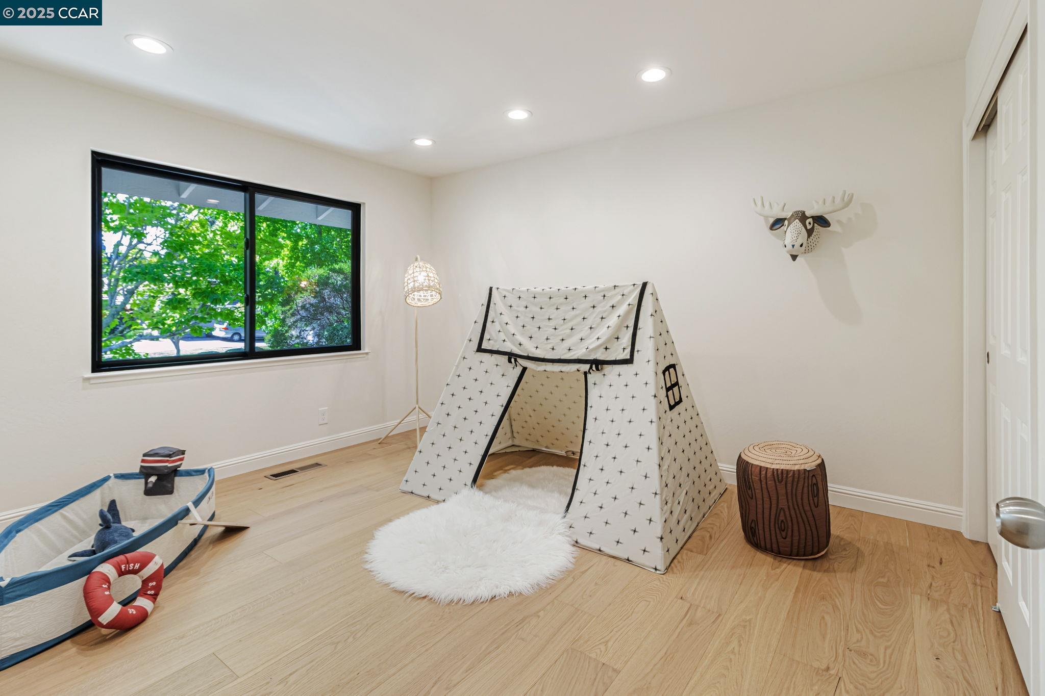 Detail Gallery Image 32 of 56 For 38 Sanders Ranch Rd, Moraga,  CA 94556 - 4 Beds | 2/1 Baths