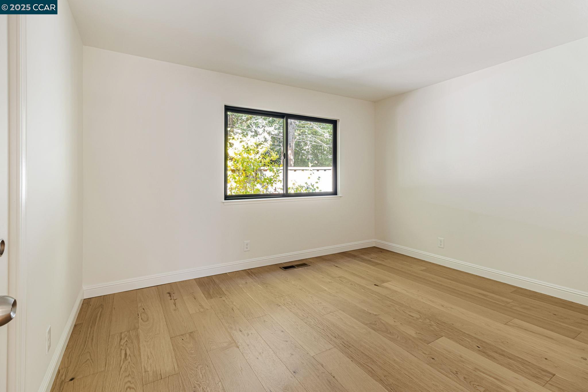 Detail Gallery Image 34 of 56 For 38 Sanders Ranch Rd, Moraga,  CA 94556 - 4 Beds | 2/1 Baths
