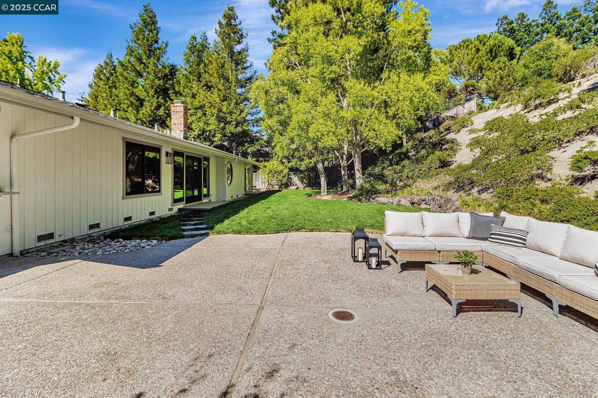 Detail Gallery Image 42 of 56 For 38 Sanders Ranch Rd, Moraga,  CA 94556 - 4 Beds | 2/1 Baths