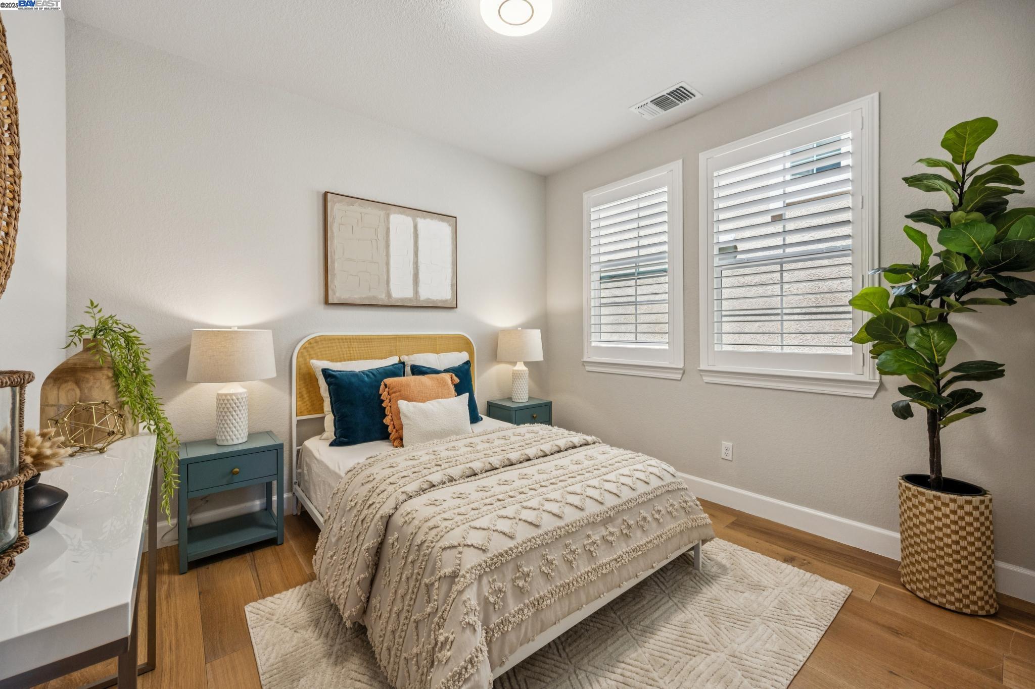 Detail Gallery Image 18 of 57 For 252 Benmore Dr, Hayward,  CA 94542 - 4 Beds | 3 Baths
