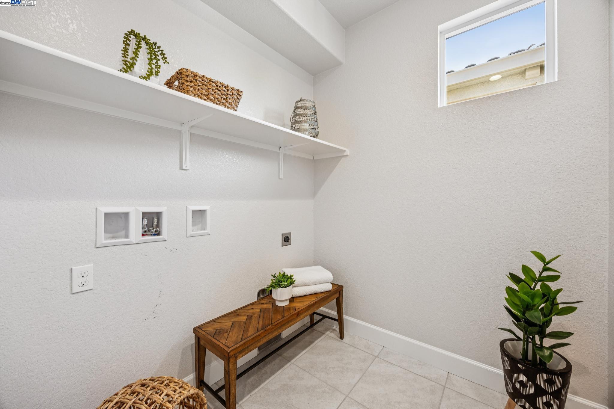 Detail Gallery Image 38 of 57 For 252 Benmore Dr, Hayward,  CA 94542 - 4 Beds | 3 Baths