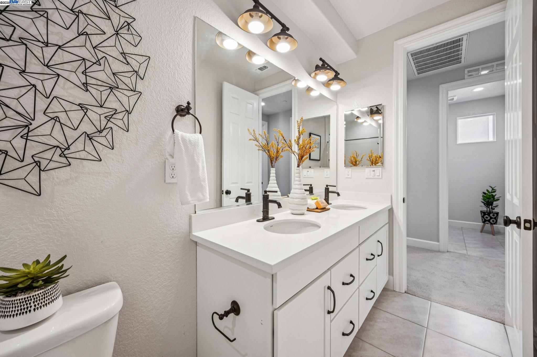 Detail Gallery Image 40 of 57 For 252 Benmore Dr, Hayward,  CA 94542 - 4 Beds | 3 Baths