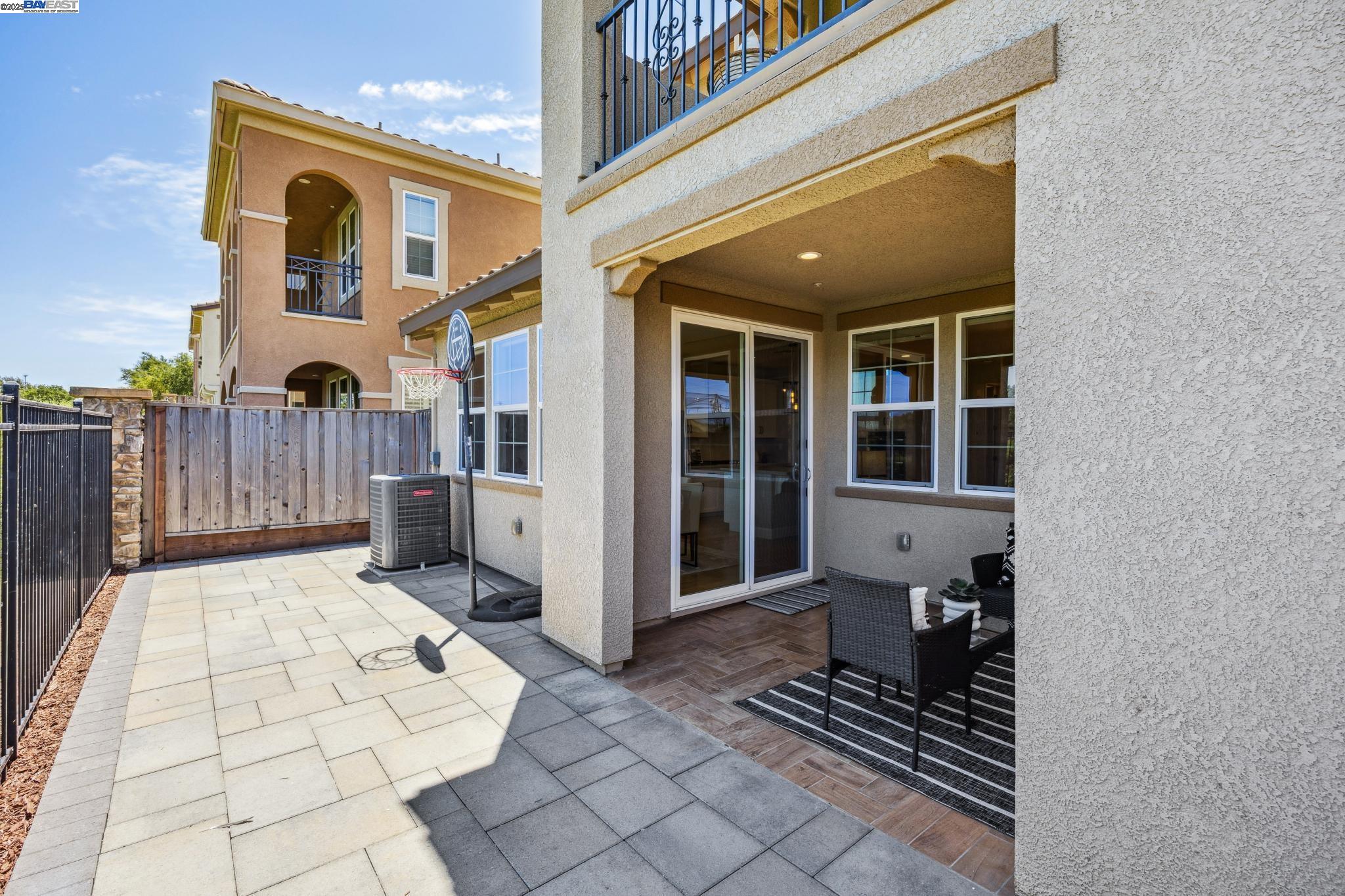 Detail Gallery Image 49 of 57 For 252 Benmore Dr, Hayward,  CA 94542 - 4 Beds | 3 Baths