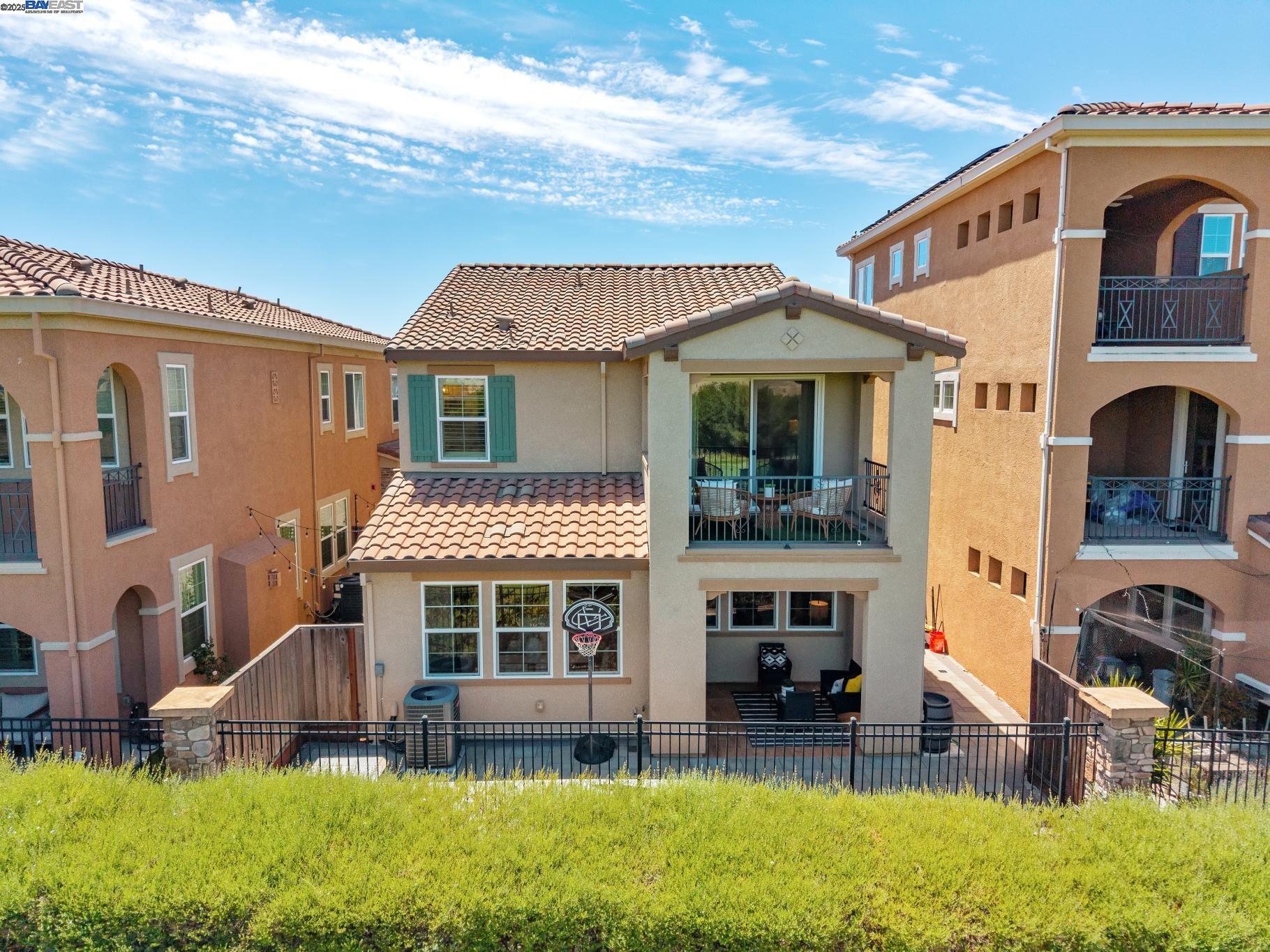 Detail Gallery Image 52 of 57 For 252 Benmore Dr, Hayward,  CA 94542 - 4 Beds | 3 Baths