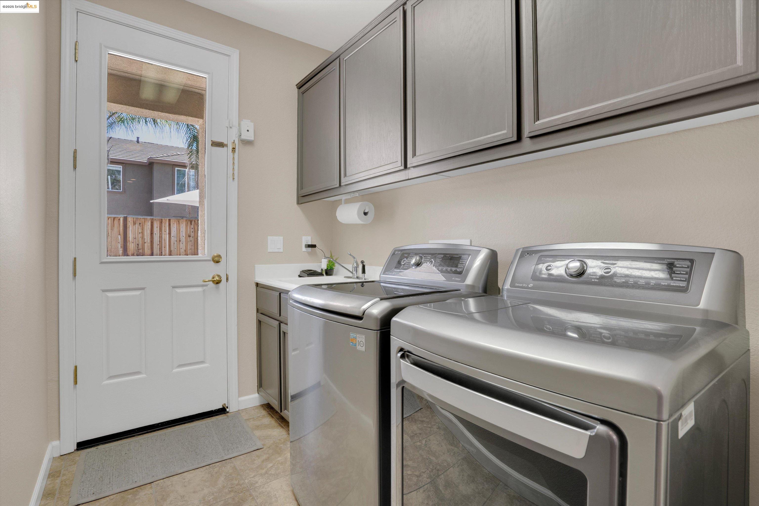 Detail Gallery Image 23 of 48 For 2335 Winchester Loop, Discovery Bay,  CA 94505 - 4 Beds | 2/1 Baths
