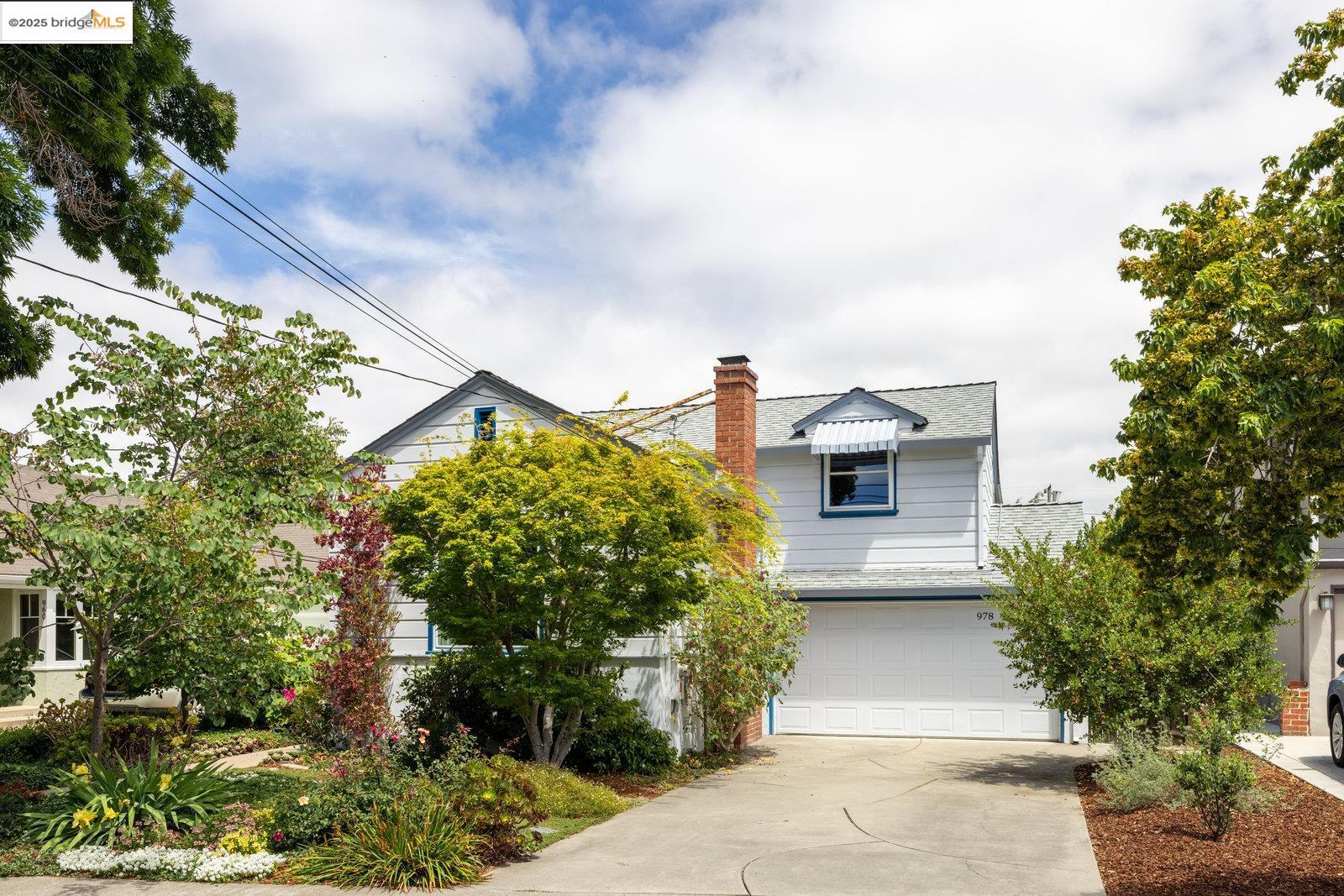 Detail Gallery Image 1 of 1 For 978 Begier Ave, San Leandro,  CA 94577 - 3 Beds | 1/1 Baths