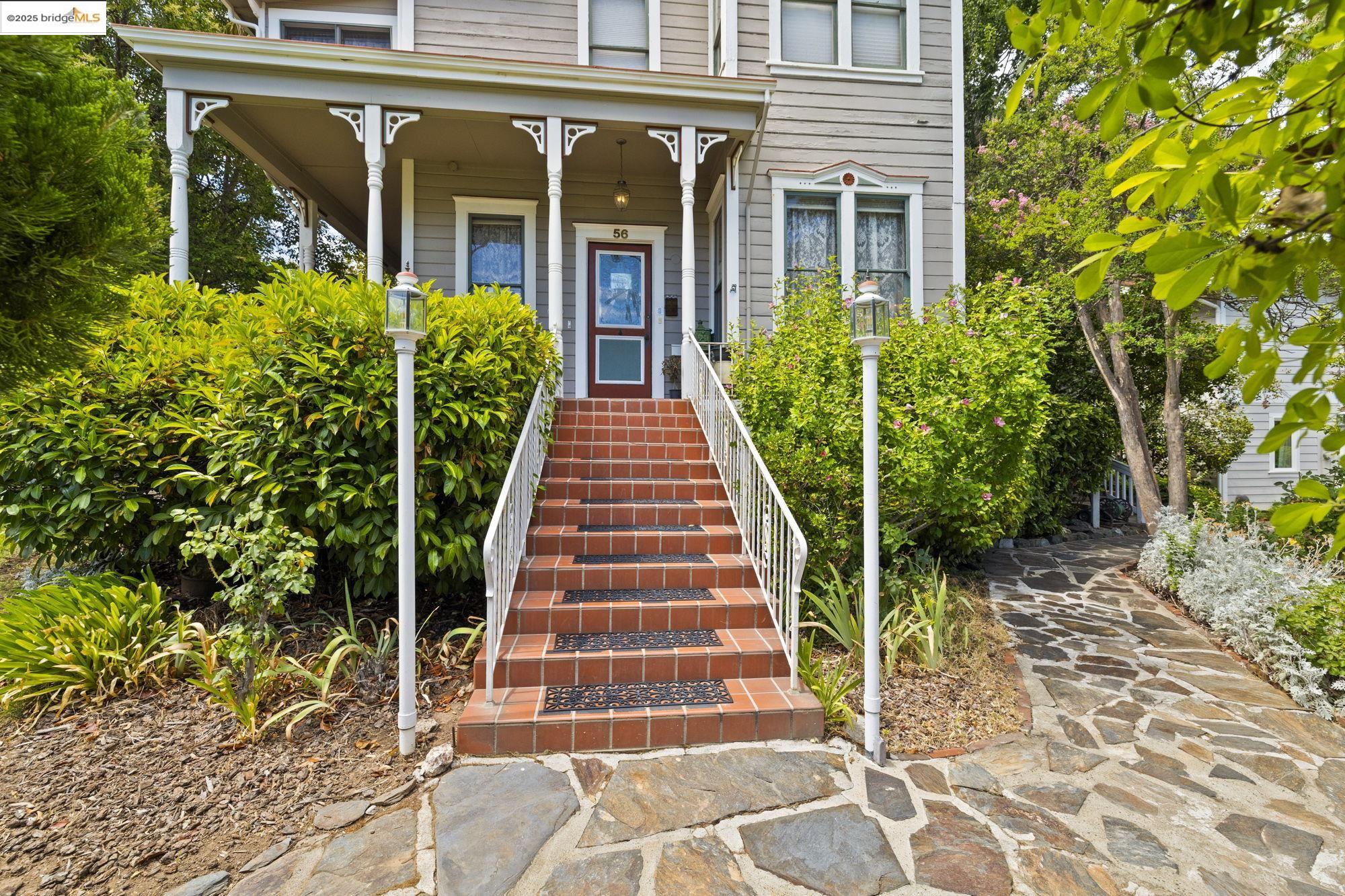 Detail Gallery Image 11 of 58 For 56 Bradford St, Sonora,  CA 95370 - 5 Beds | 5 Baths