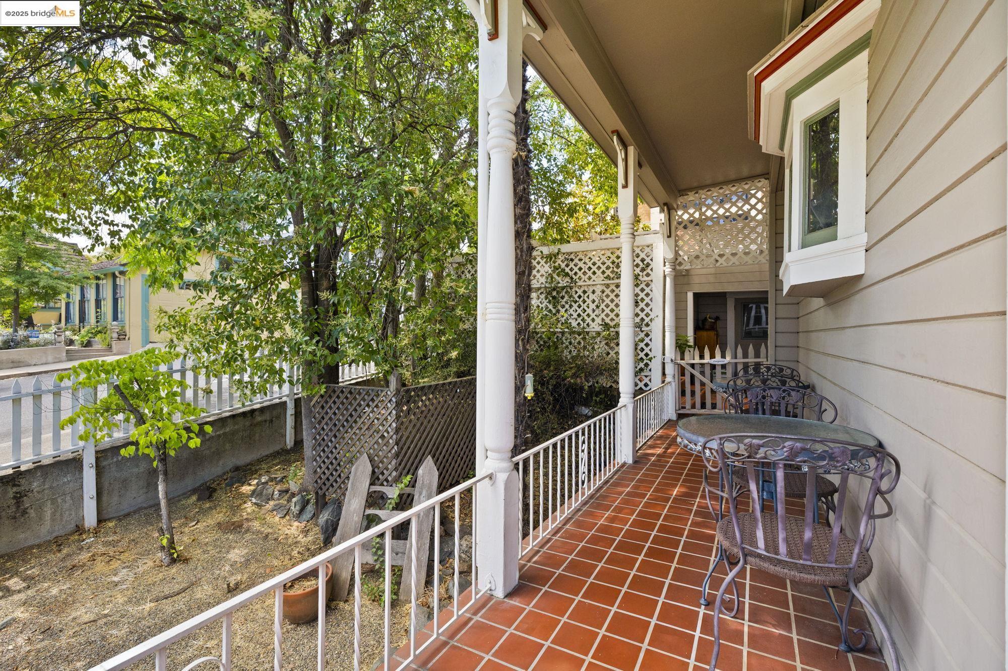 Detail Gallery Image 16 of 58 For 56 Bradford St, Sonora,  CA 95370 - 5 Beds | 5 Baths