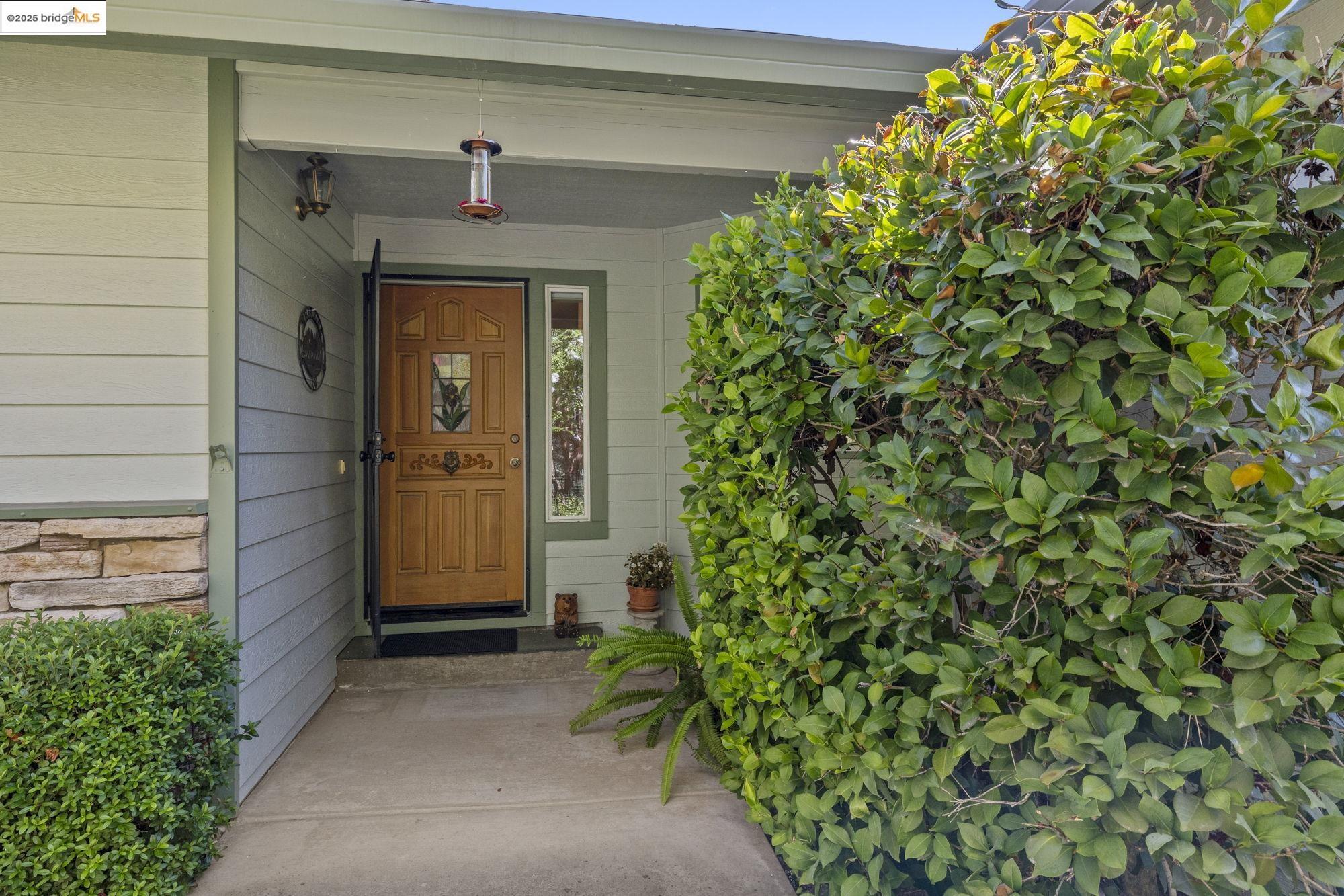 Detail Gallery Image 2 of 38 For 260 Acorn Drive, Angels Camp,  CA 95222 - 3 Beds | 2 Baths