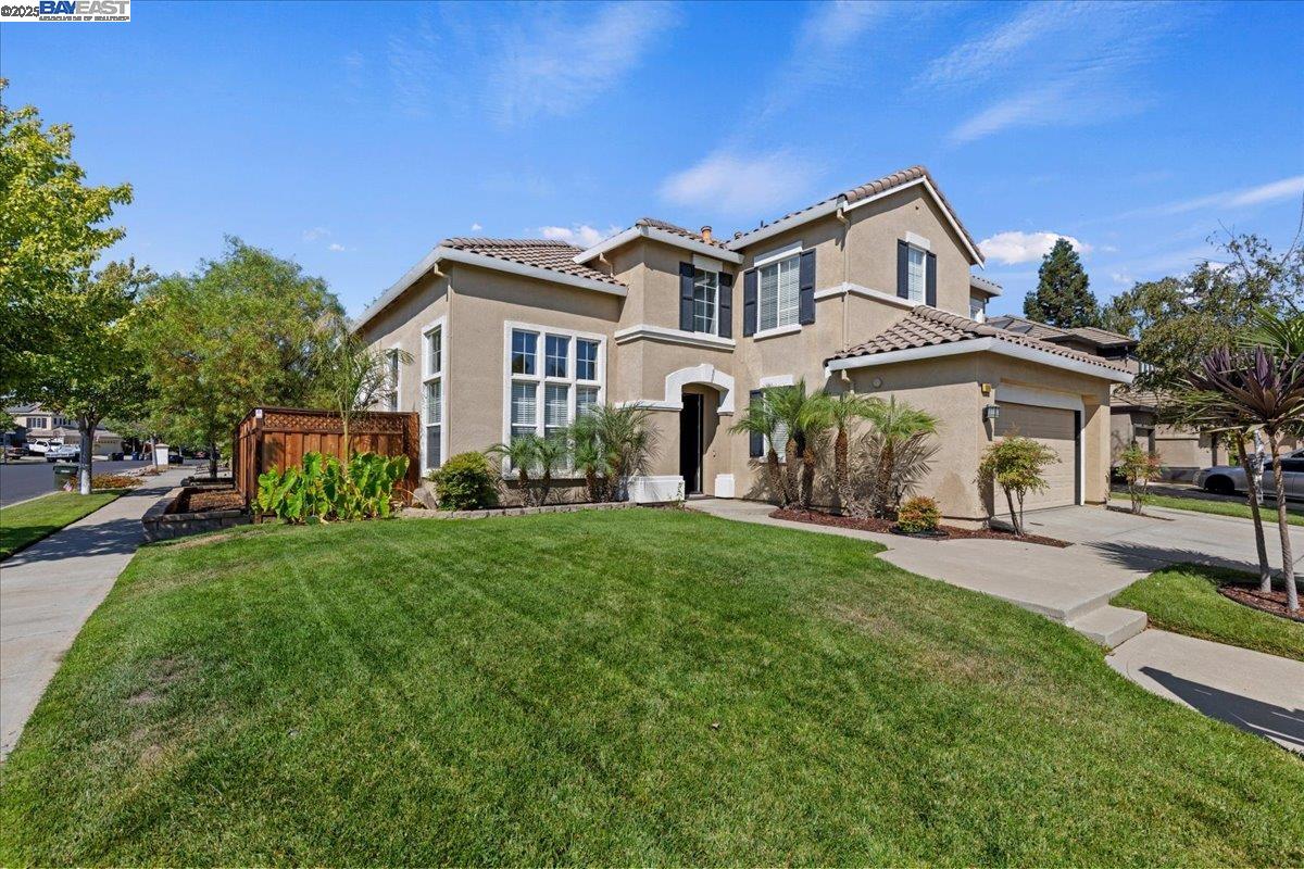 Detail Gallery Image 2 of 47 For 1699 Lodestone Rd, Livermore,  CA 94550 - 5 Beds | 3 Baths