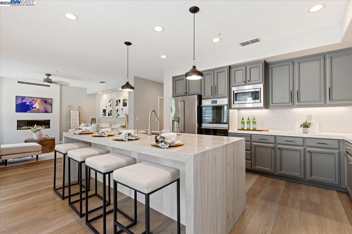 Detail Gallery Image 12 of 47 For 1699 Lodestone Rd, Livermore,  CA 94550 - 5 Beds | 3 Baths