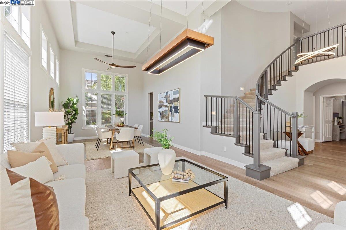 Detail Gallery Image 3 of 47 For 1699 Lodestone Rd, Livermore,  CA 94550 - 5 Beds | 3 Baths