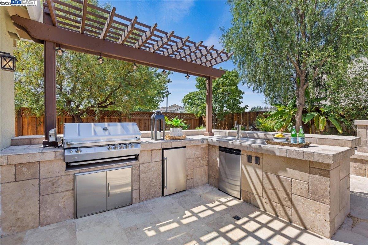 Detail Gallery Image 43 of 47 For 1699 Lodestone Rd, Livermore,  CA 94550 - 5 Beds | 3 Baths