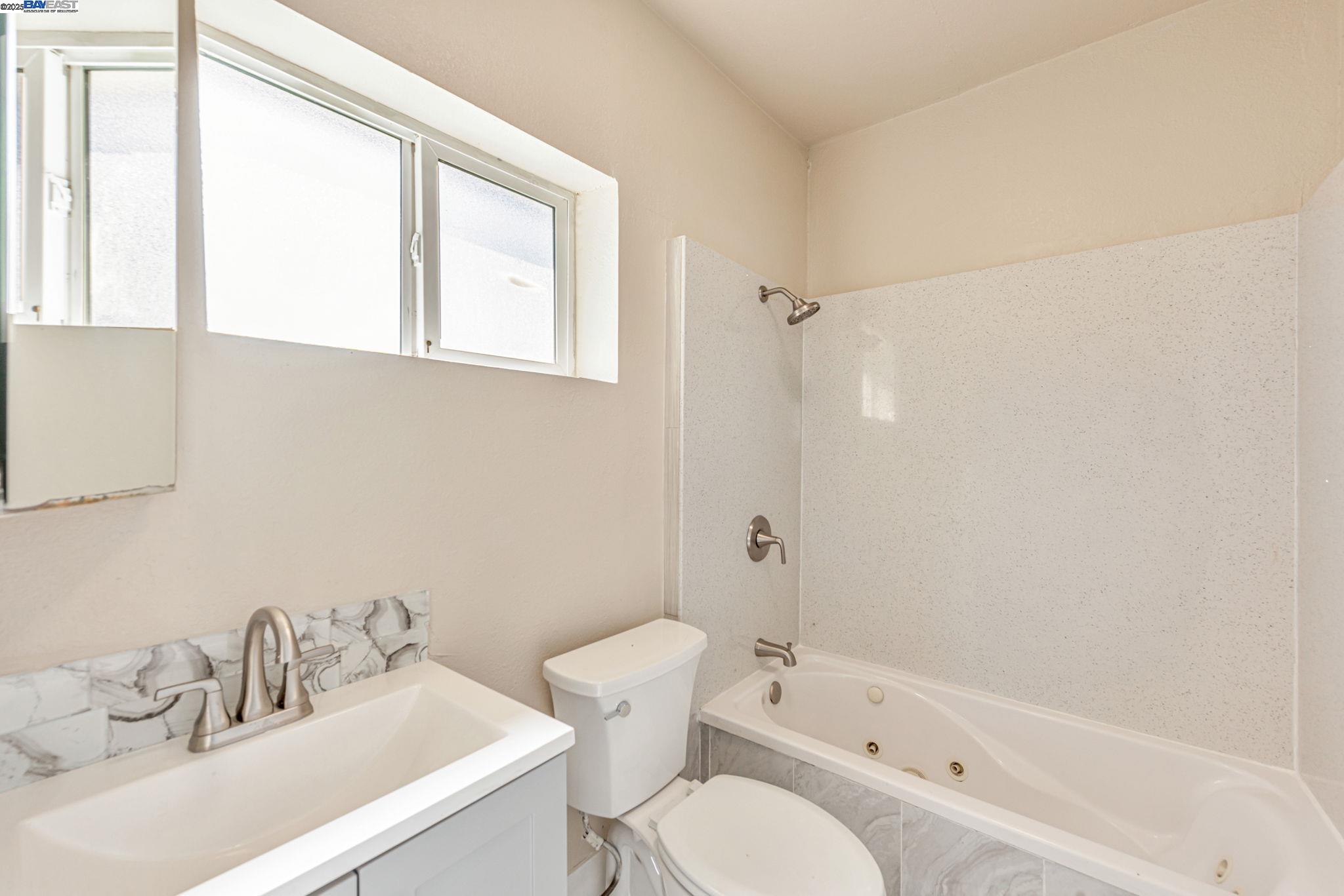 Detail Gallery Image 19 of 48 For 10745 Ridgeview Way, San Jose,  CA 95127 - 4 Beds | 4/1 Baths