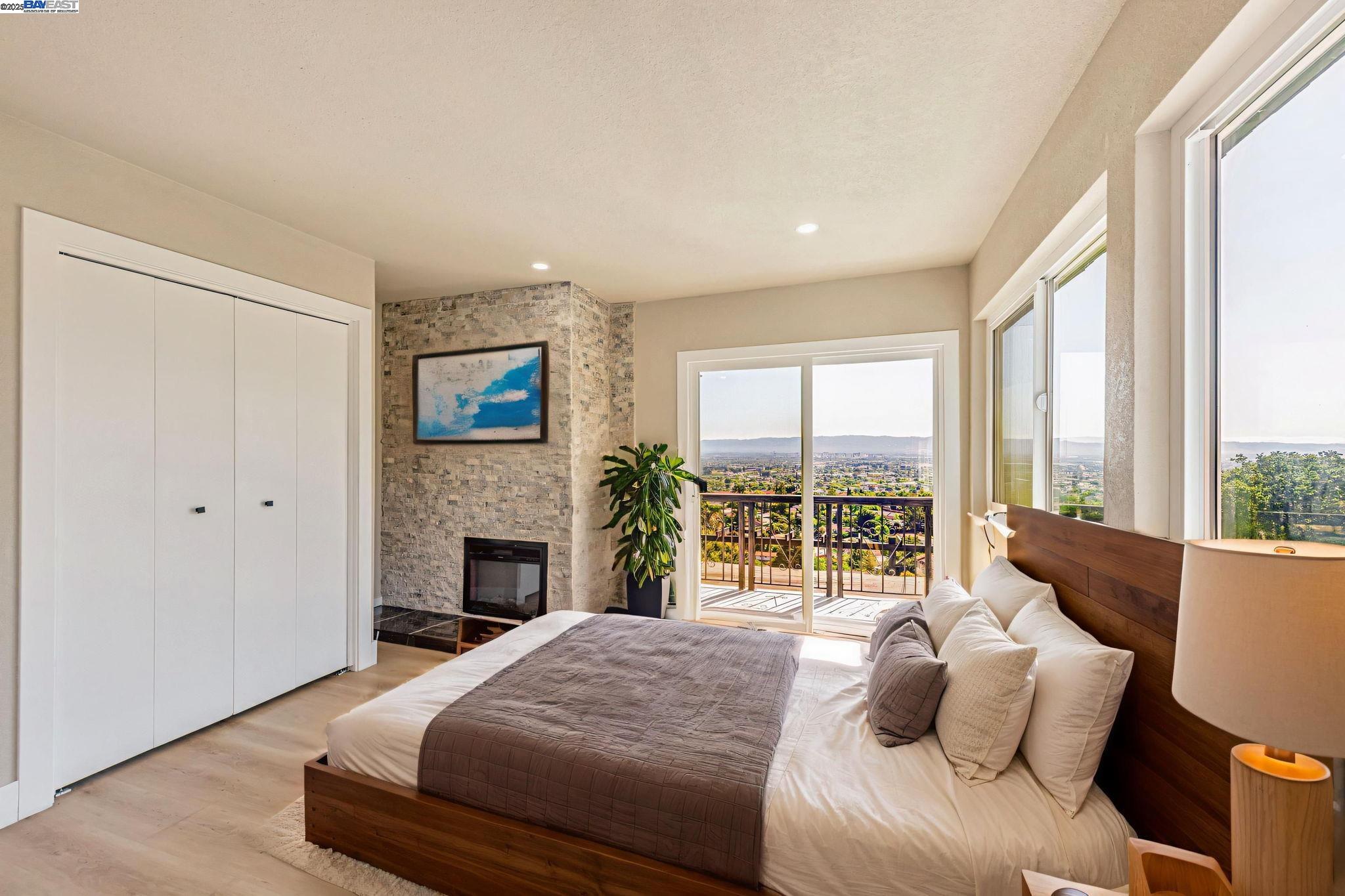 Detail Gallery Image 25 of 48 For 10745 Ridgeview Way, San Jose,  CA 95127 - 4 Beds | 4/1 Baths