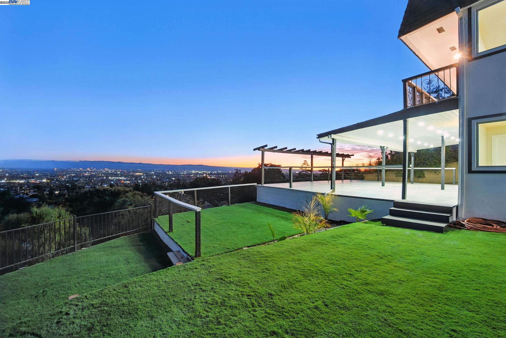 Detail Gallery Image 39 of 48 For 10745 Ridgeview Way, San Jose,  CA 95127 - 4 Beds | 4/1 Baths