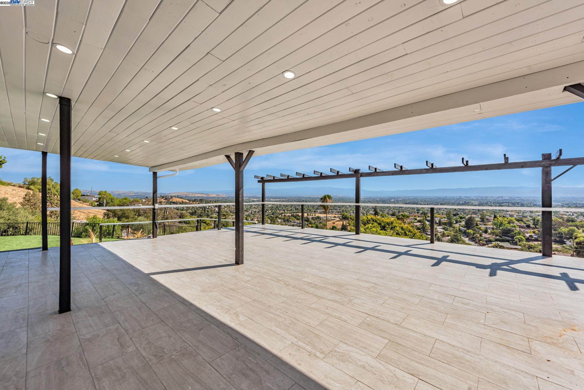 Detail Gallery Image 42 of 48 For 10745 Ridgeview Way, San Jose,  CA 95127 - 4 Beds | 4/1 Baths