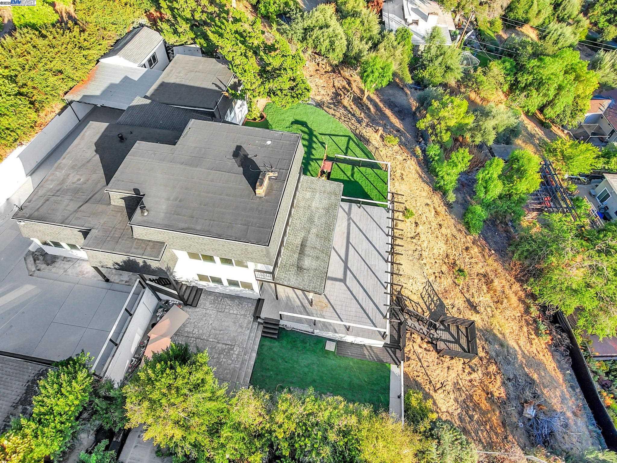 Detail Gallery Image 45 of 48 For 10745 Ridgeview Way, San Jose,  CA 95127 - 4 Beds | 4/1 Baths