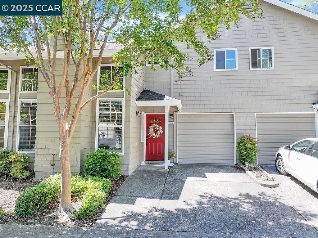 More Details about MLS # 41106290 : 308 WARMCASTLE COURT