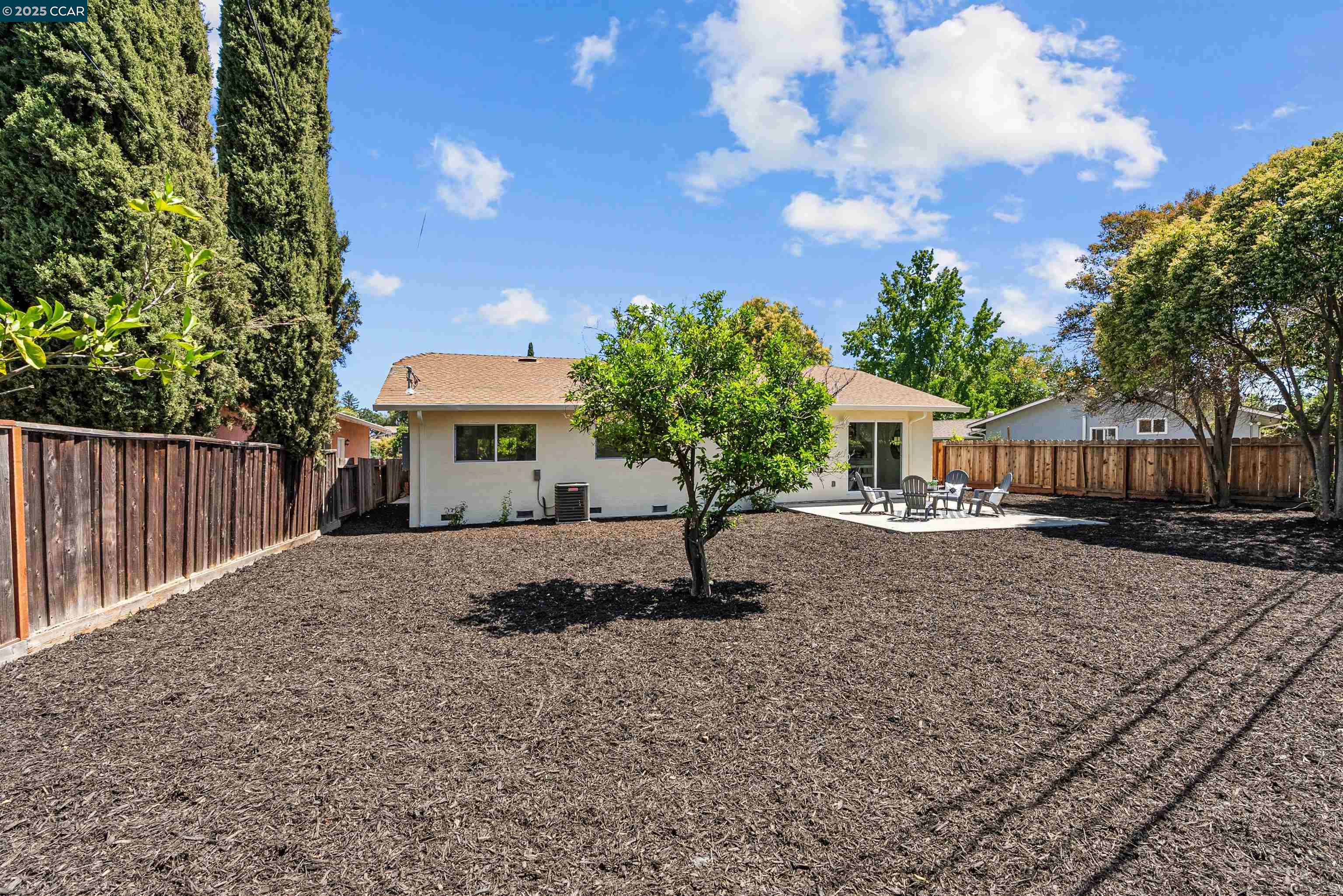 Detail Gallery Image 33 of 37 For 3319 Claudia Dr, Concord,  CA 94519 - 3 Beds | 2 Baths