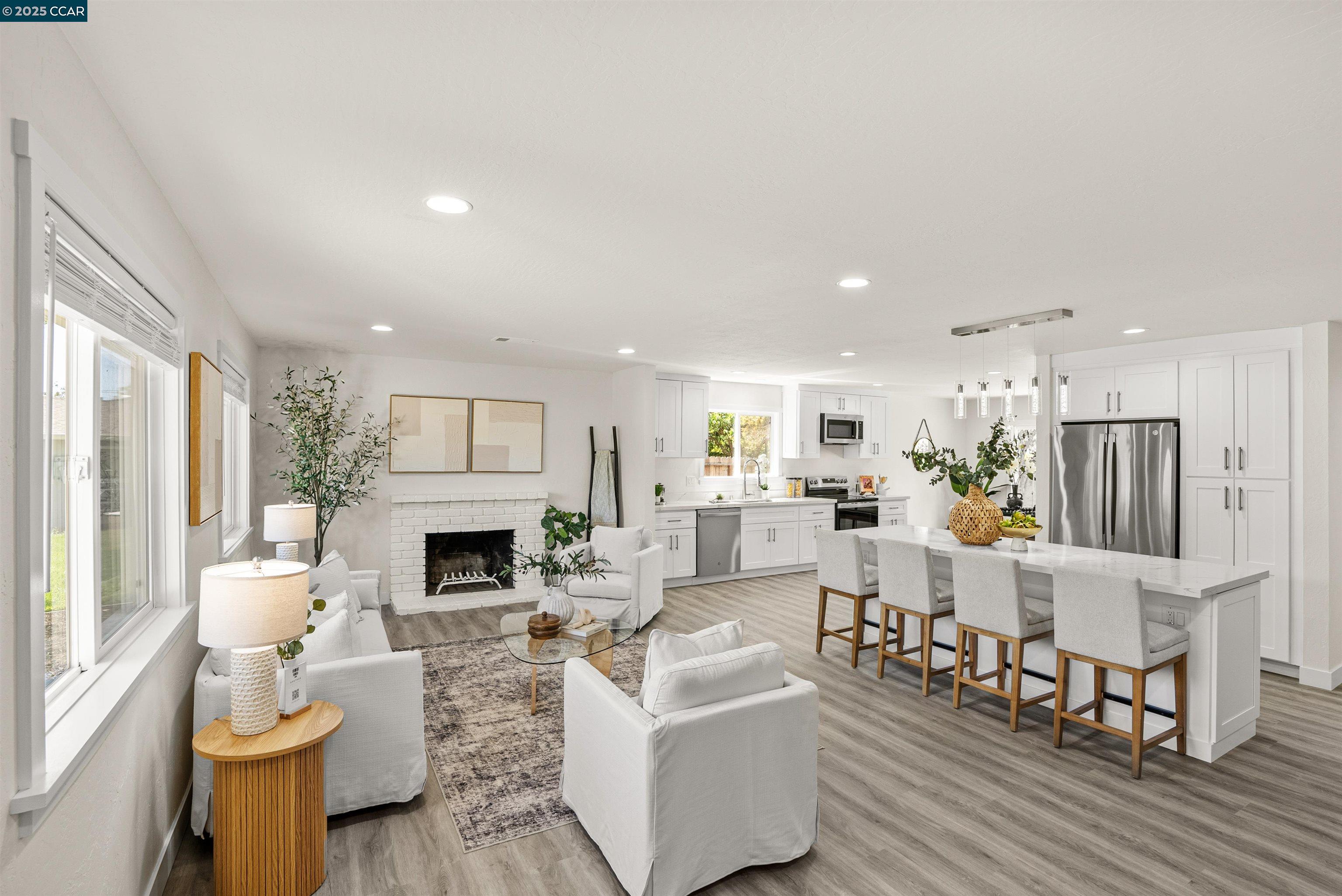 Detail Gallery Image 8 of 37 For 3319 Claudia Dr, Concord,  CA 94519 - 3 Beds | 2 Baths