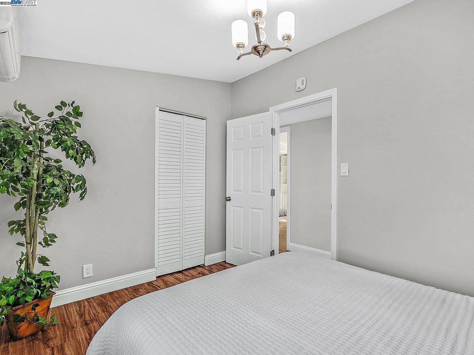 Detail Gallery Image 18 of 31 For 27584 La Porte Ave, Hayward,  CA 94545 - 3 Beds | 2 Baths