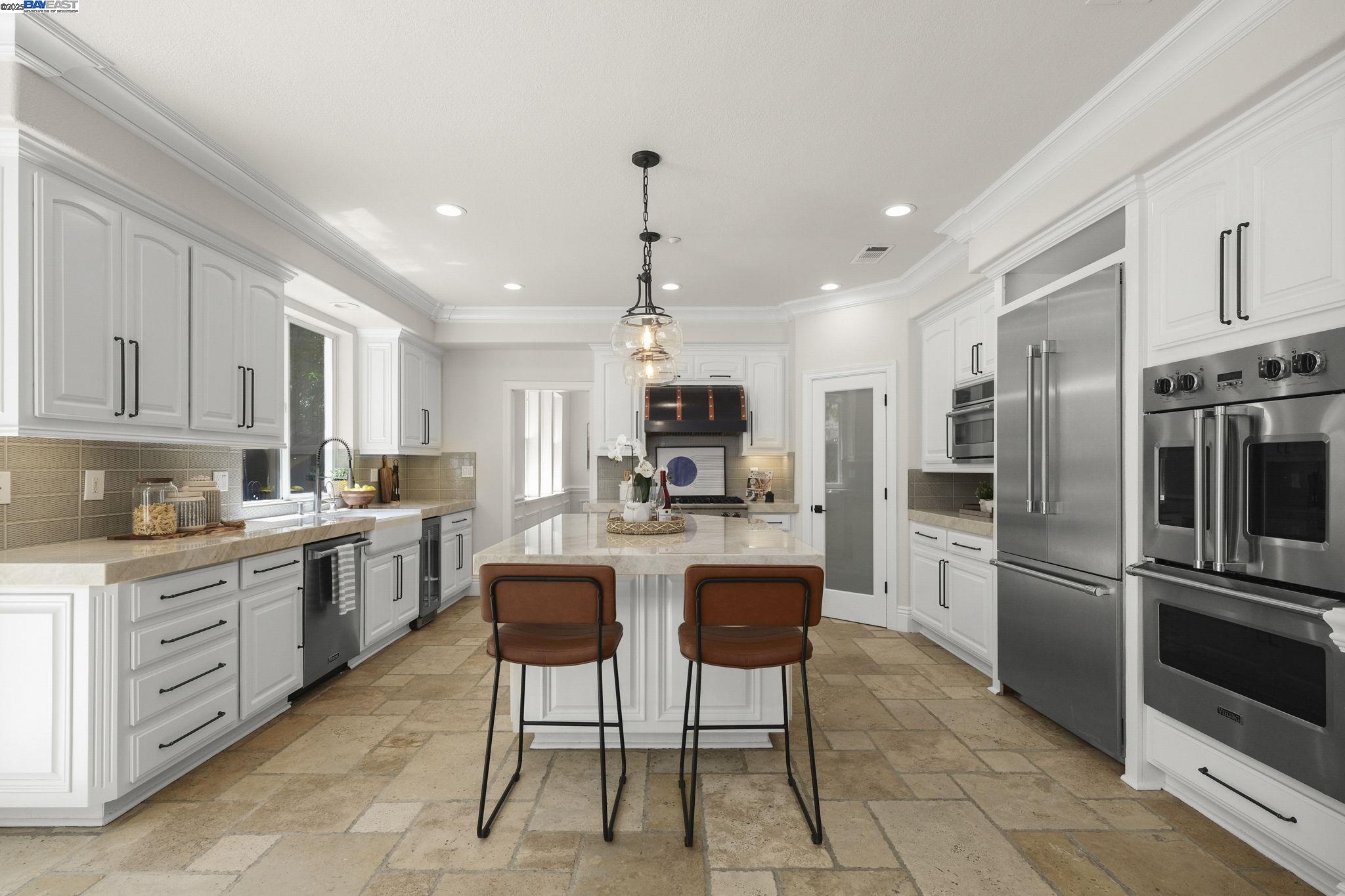 Detail Gallery Image 13 of 42 For 86 Candleston Place, Alamo,  CA 94507 - 5 Beds | 3 Baths