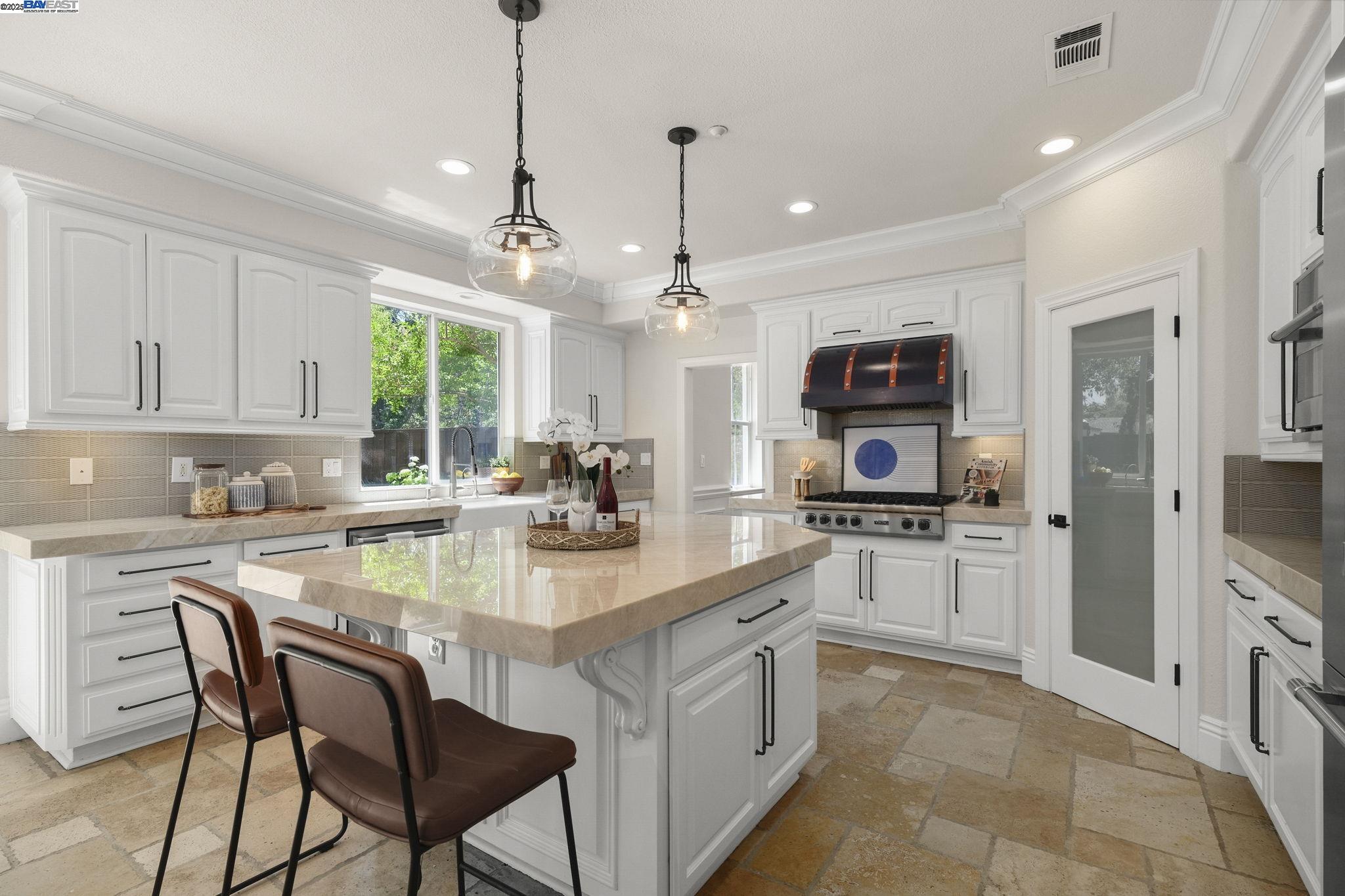Detail Gallery Image 16 of 42 For 86 Candleston Place, Alamo,  CA 94507 - 5 Beds | 3 Baths