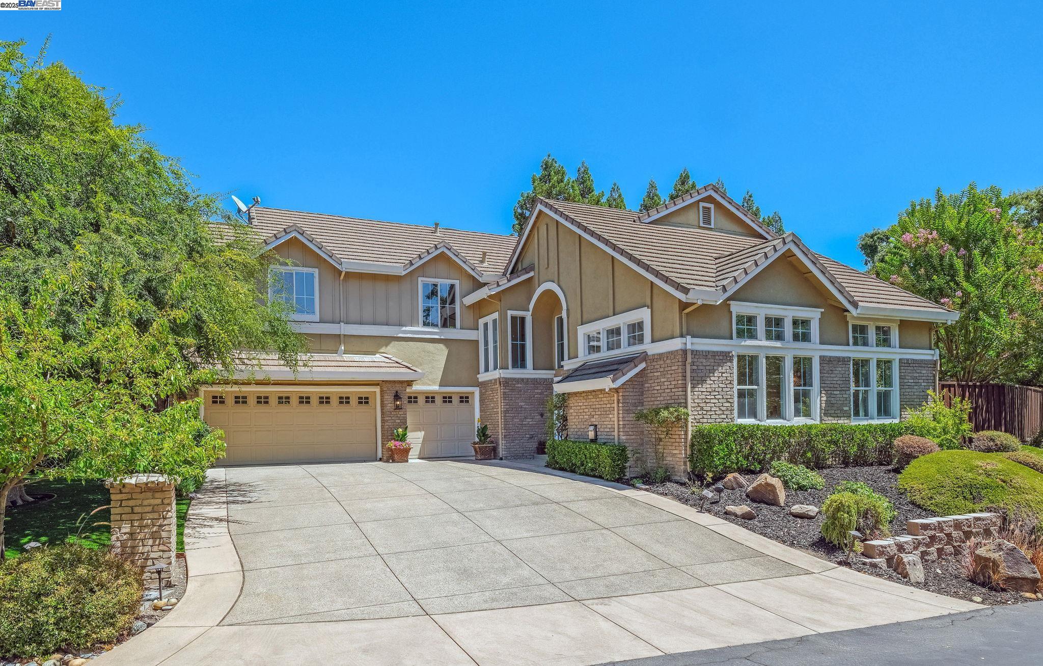 Detail Gallery Image 3 of 42 For 86 Candleston Place, Alamo,  CA 94507 - 5 Beds | 3 Baths