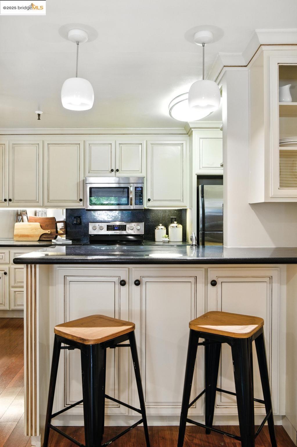 Photo #7: 41106295 Listing: Photo #7