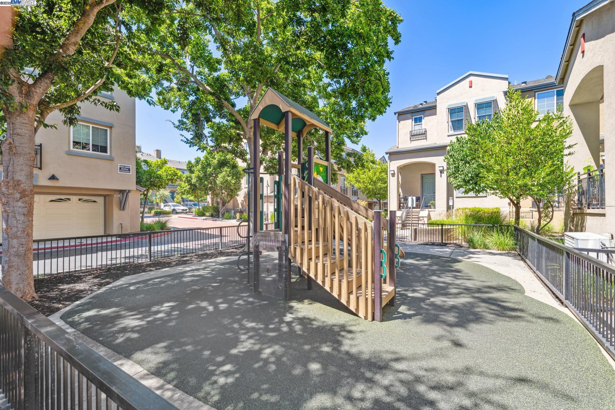 Detail Gallery Image 47 of 52 For 8857 Oliver Pl, Dublin,  CA 94568 - 4 Beds | 2/1 Baths