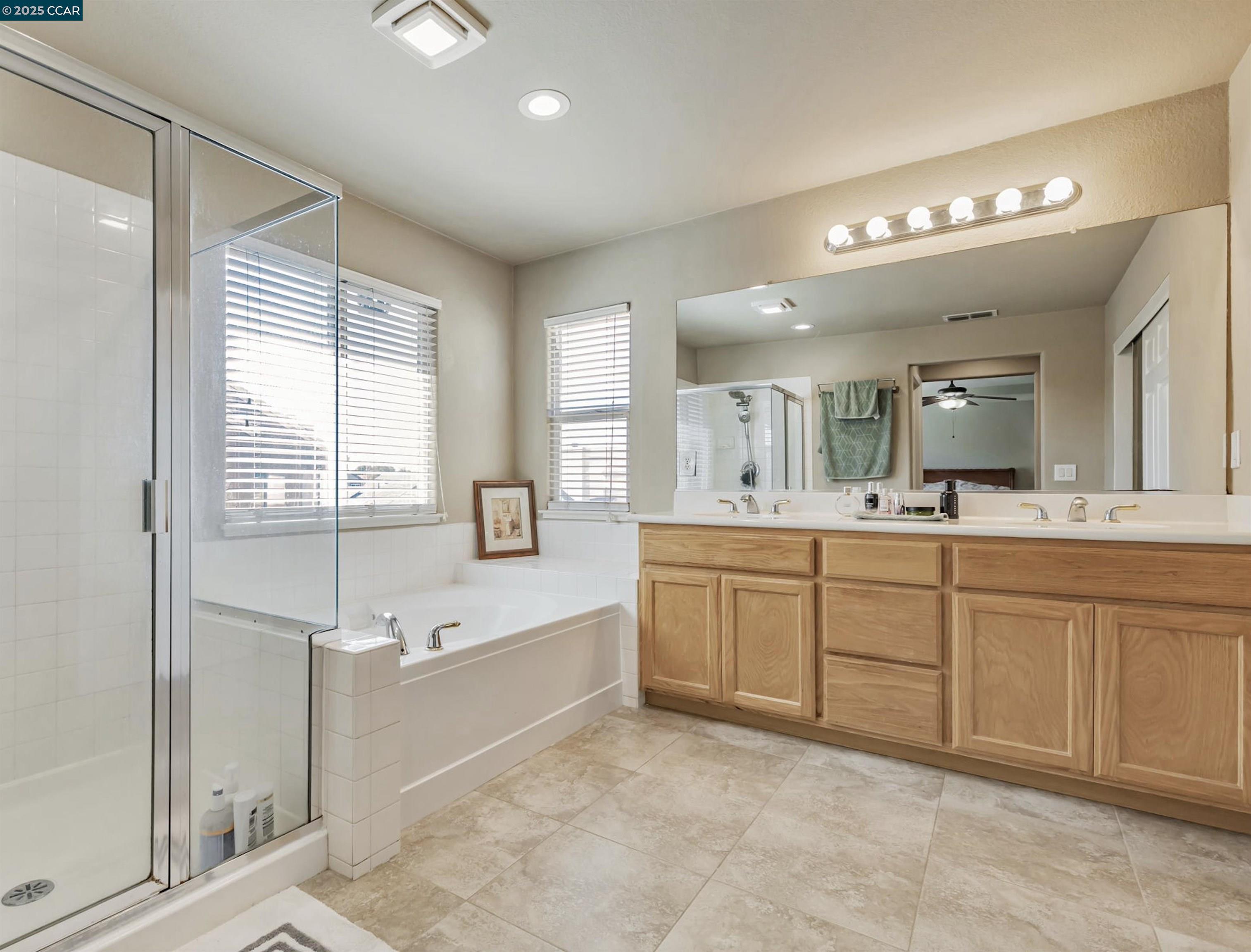 Detail Gallery Image 14 of 30 For 4867 Big Bear Rd, Oakley,  CA 94561 - 6 Beds | 3 Baths