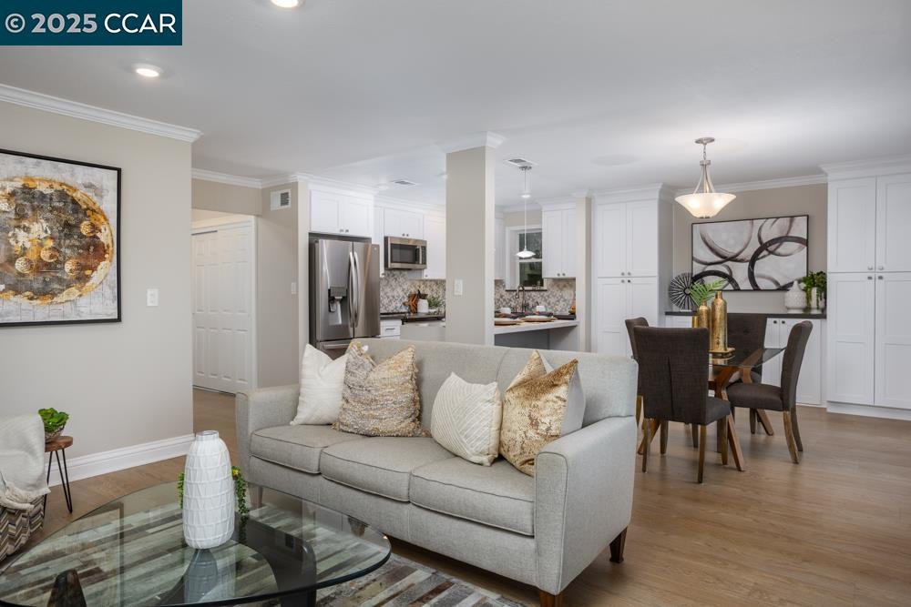Photo #12: 41106301 Listing: Photo #12