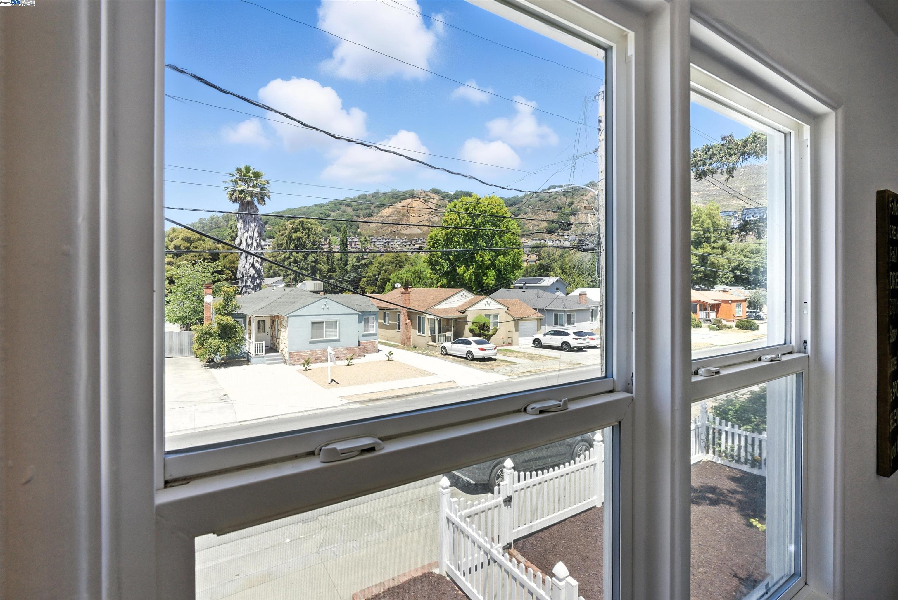 Detail Gallery Image 17 of 35 For 4030 Edwards Ave, Oakland,  CA 94605 - 2 Beds | 1 Baths