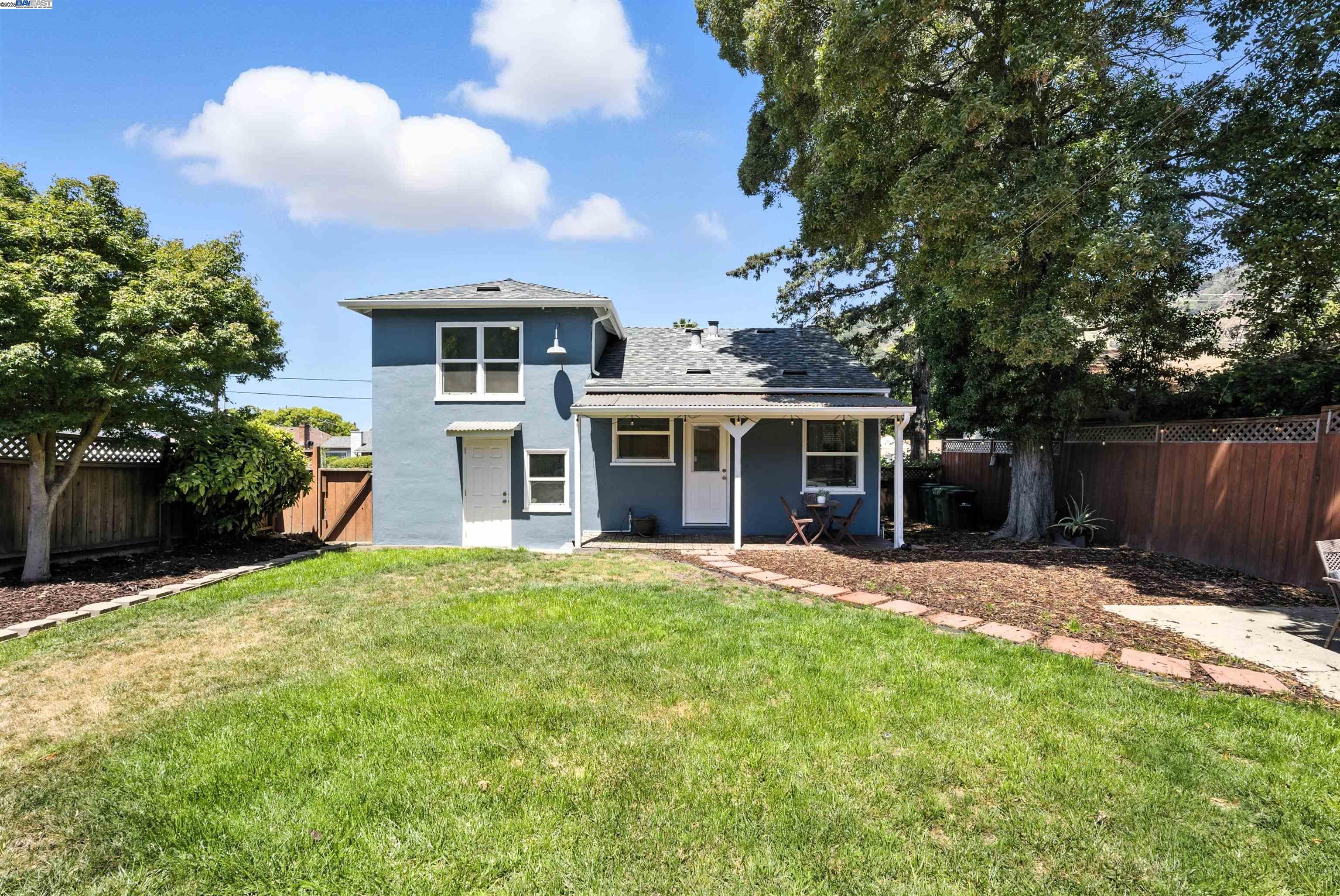 Detail Gallery Image 29 of 35 For 4030 Edwards Ave, Oakland,  CA 94605 - 2 Beds | 1 Baths