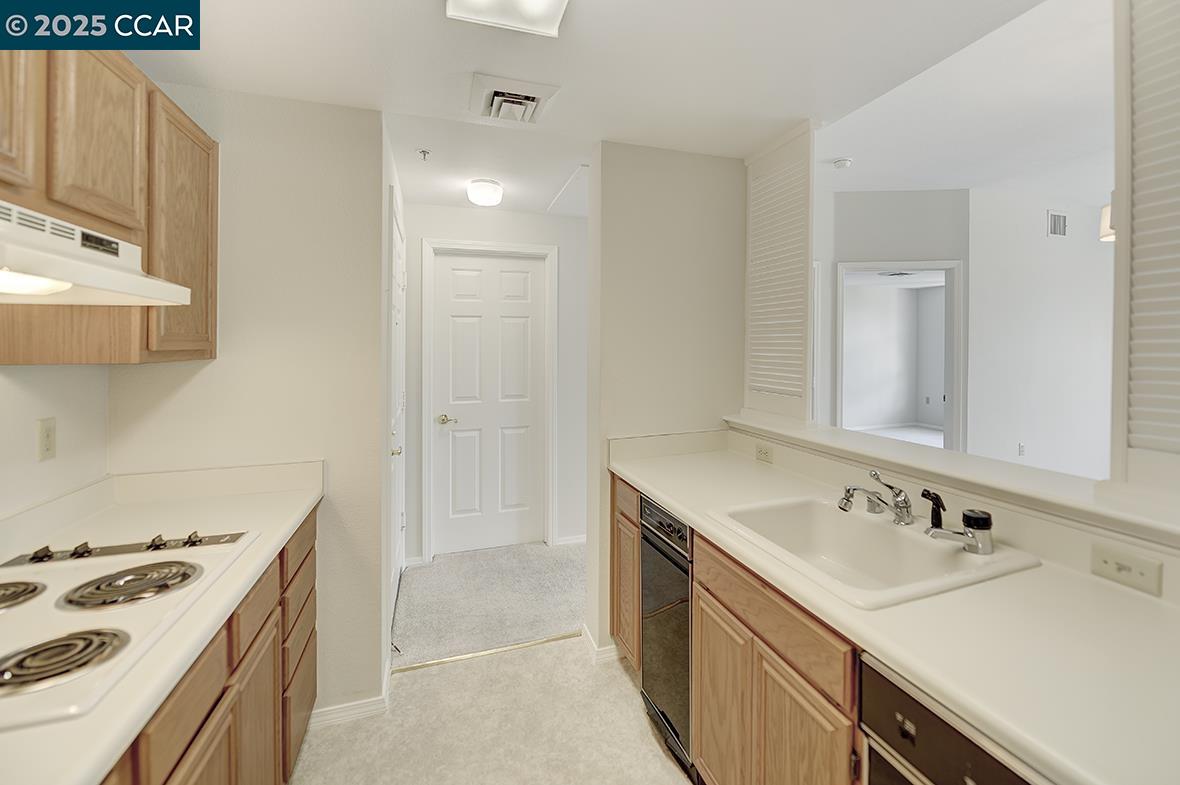 Photo #2: 41106304 Listing 