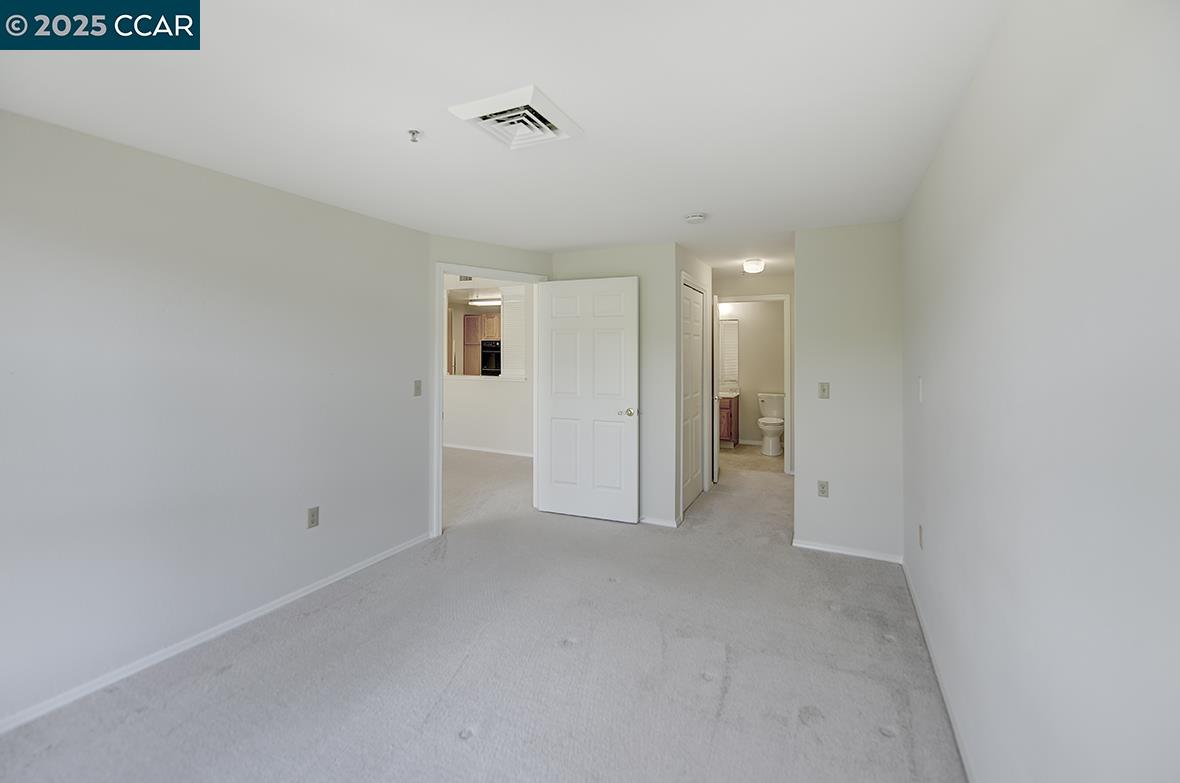 Photo #11: 41106304 Listing: Photo #11
