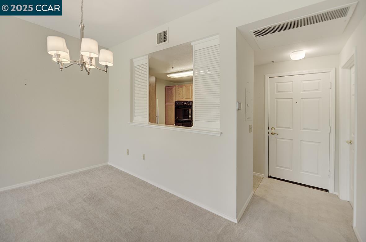 Photo #17: 41106304 Listing: Photo #17