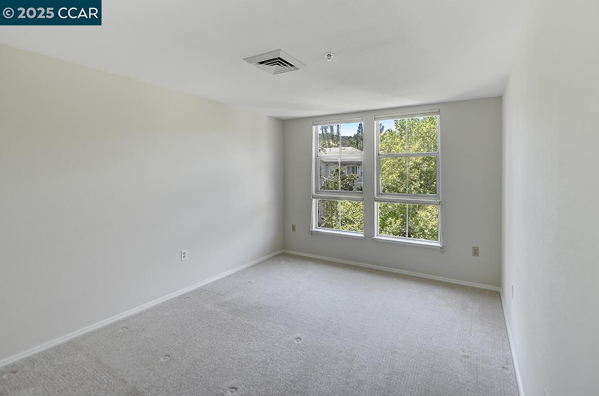 Photo #10: 41106304 Listing: Photo #10