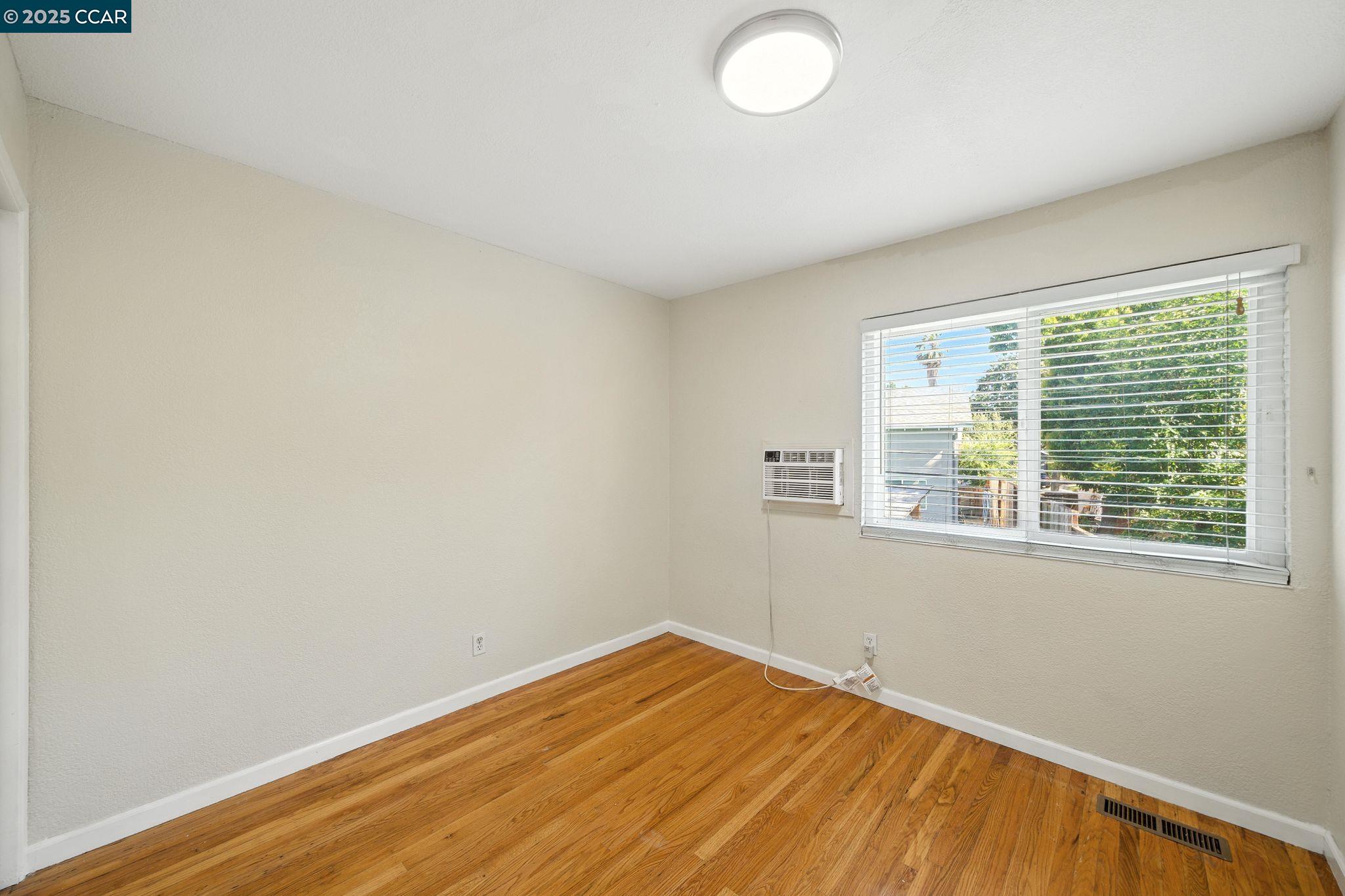 Photo #26: 41106305 Listing: Photo #26