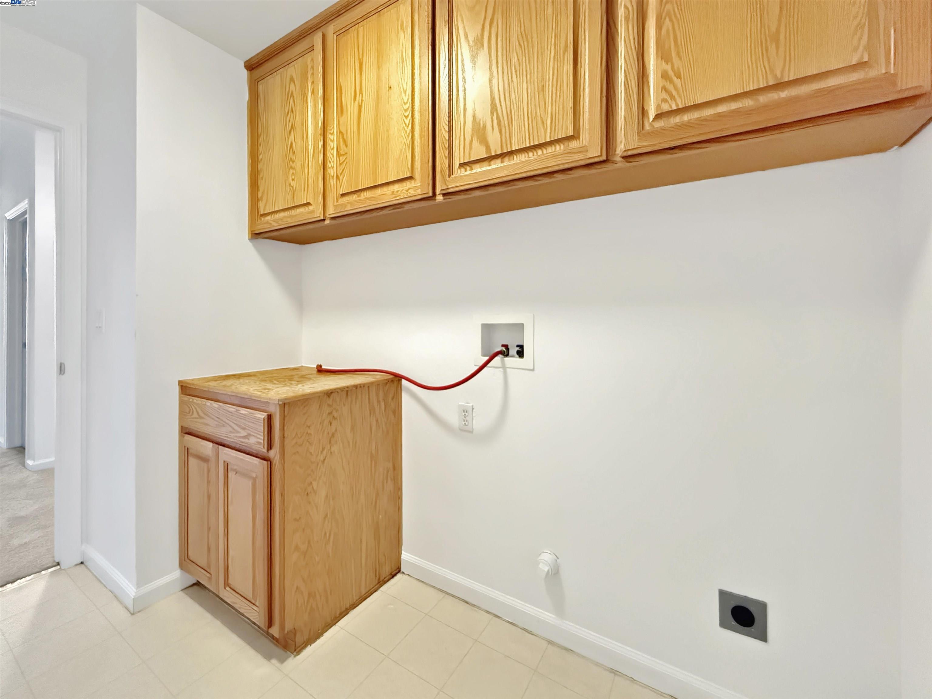 Detail Gallery Image 19 of 47 For 2352 Gretchen Elizabeth Ct, Tracy,  CA 95377 - 4 Beds | 2/1 Baths