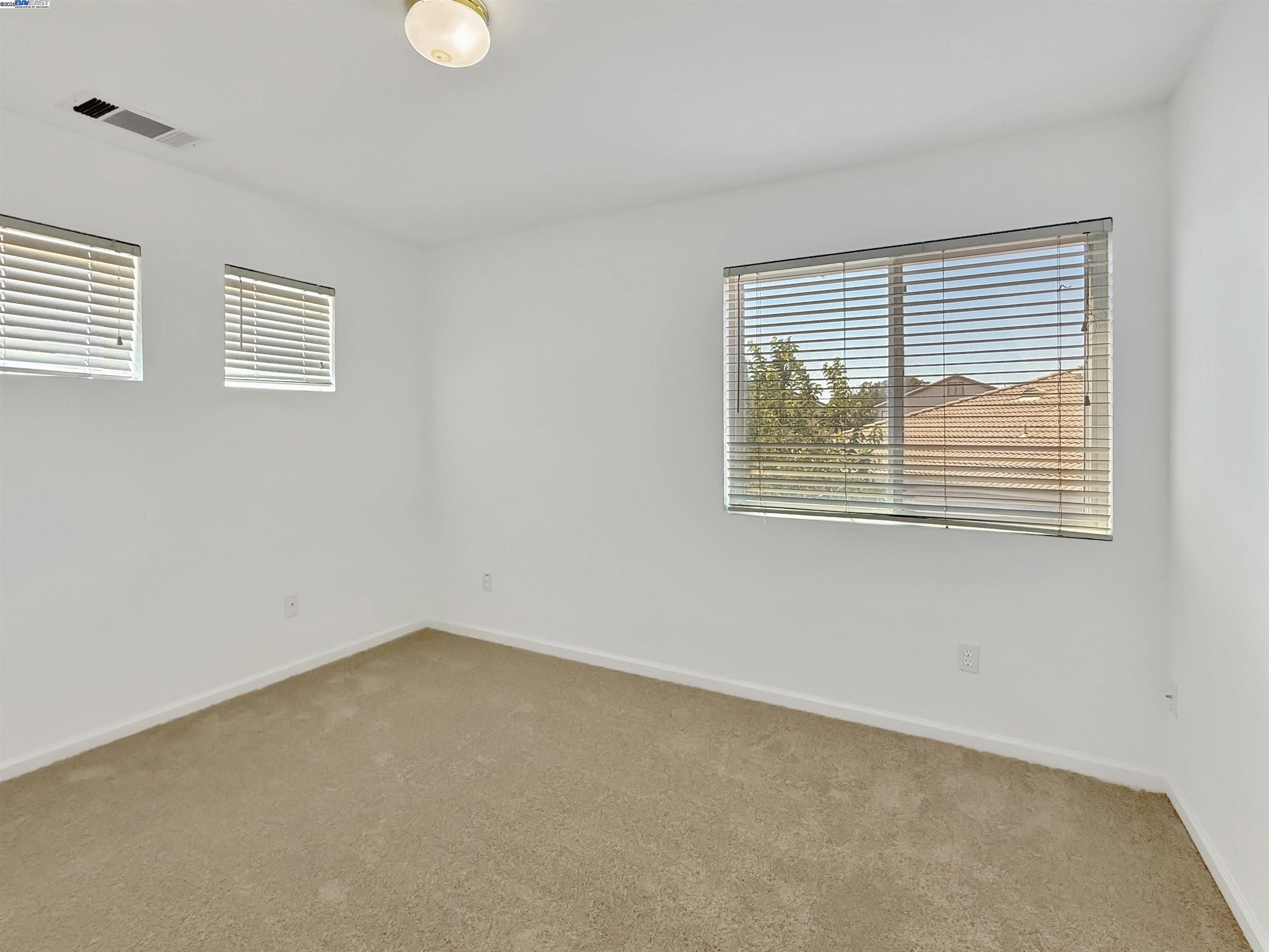 Detail Gallery Image 32 of 47 For 2352 Gretchen Elizabeth Ct, Tracy,  CA 95377 - 4 Beds | 2/1 Baths