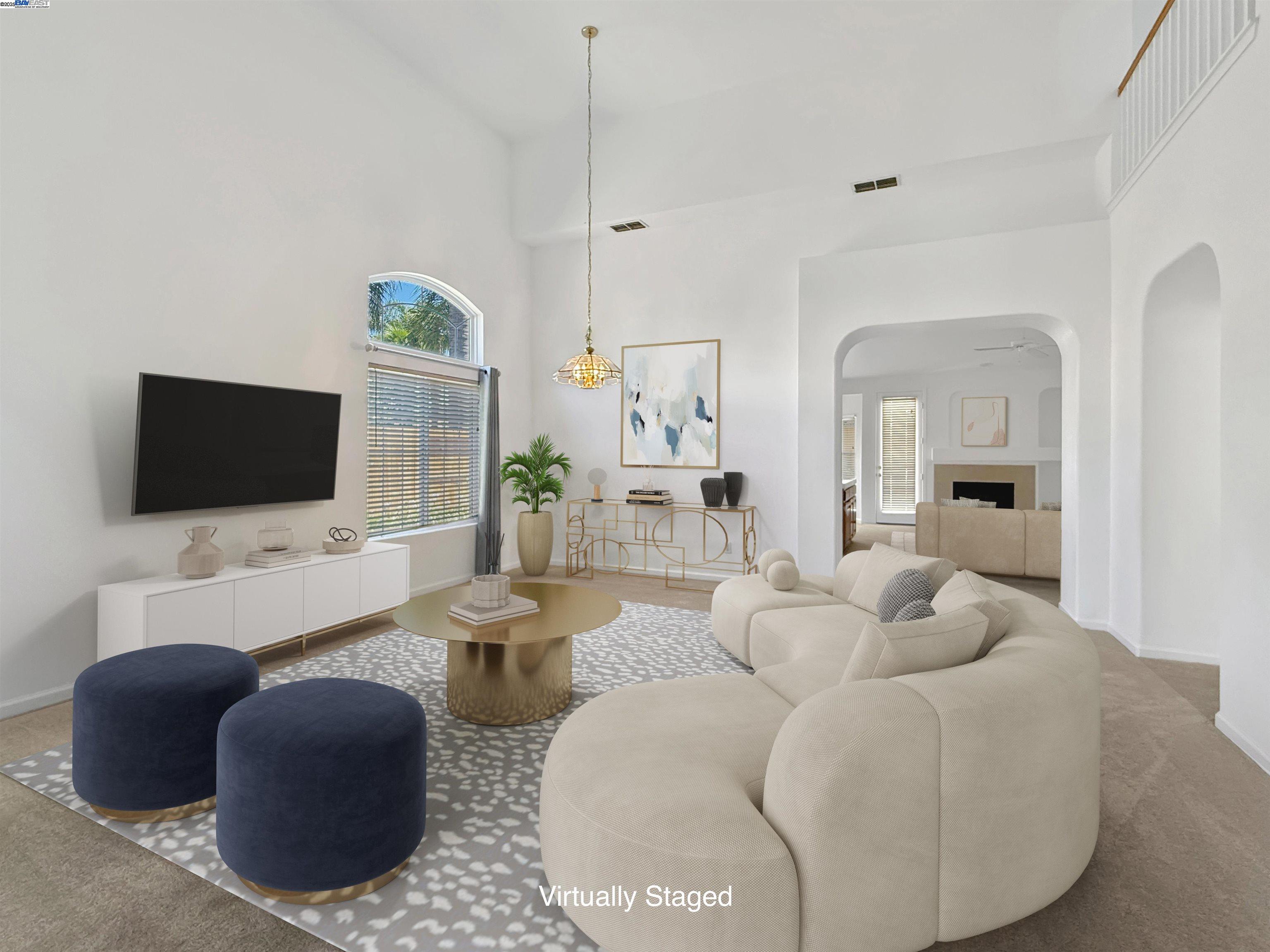 Detail Gallery Image 5 of 47 For 2352 Gretchen Elizabeth Ct, Tracy,  CA 95377 - 4 Beds | 2/1 Baths