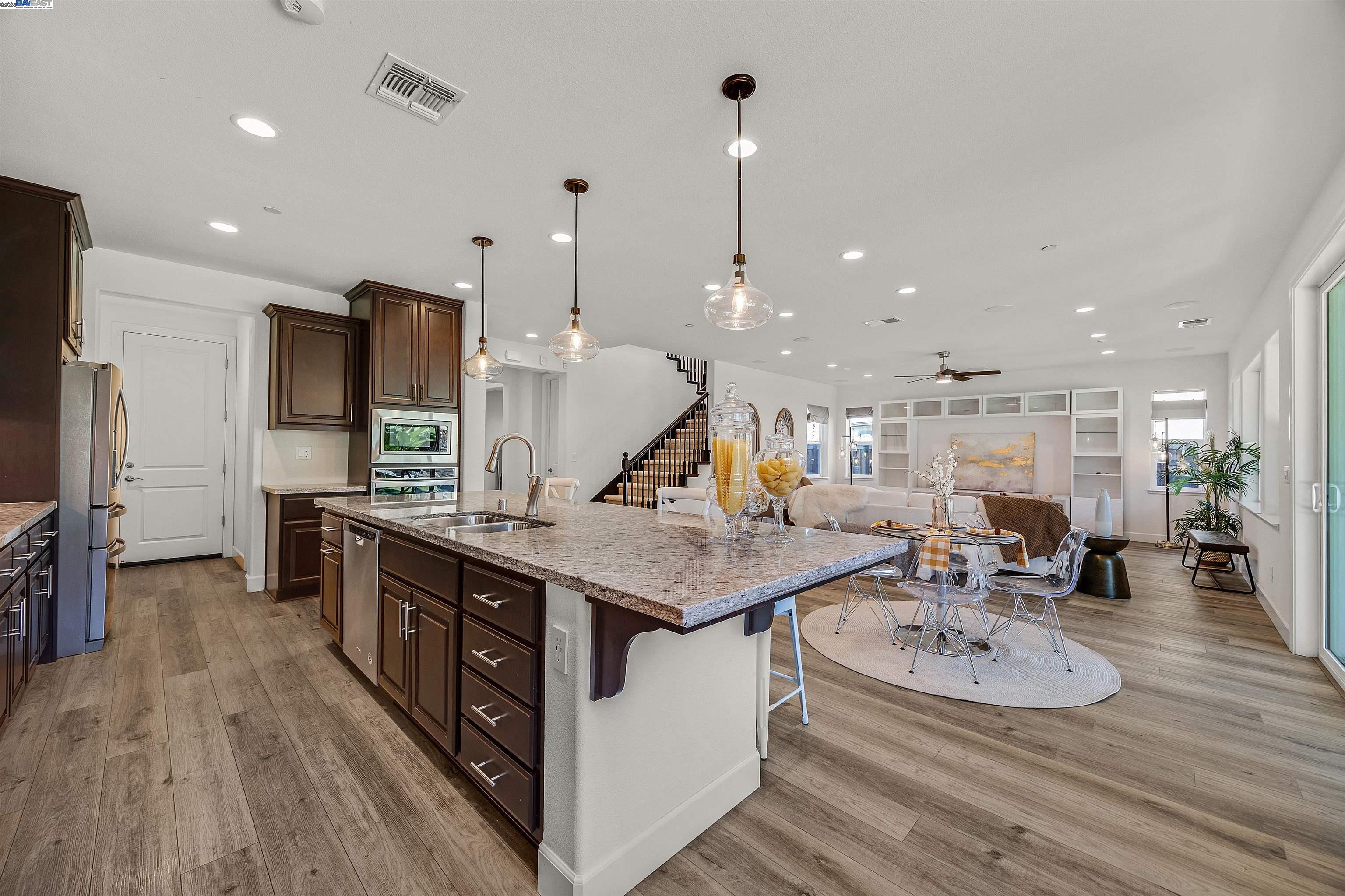 Detail Gallery Image 15 of 56 For 2288 Jessica Way, Tracy,  CA 95377 - 4 Beds | 3/1 Baths