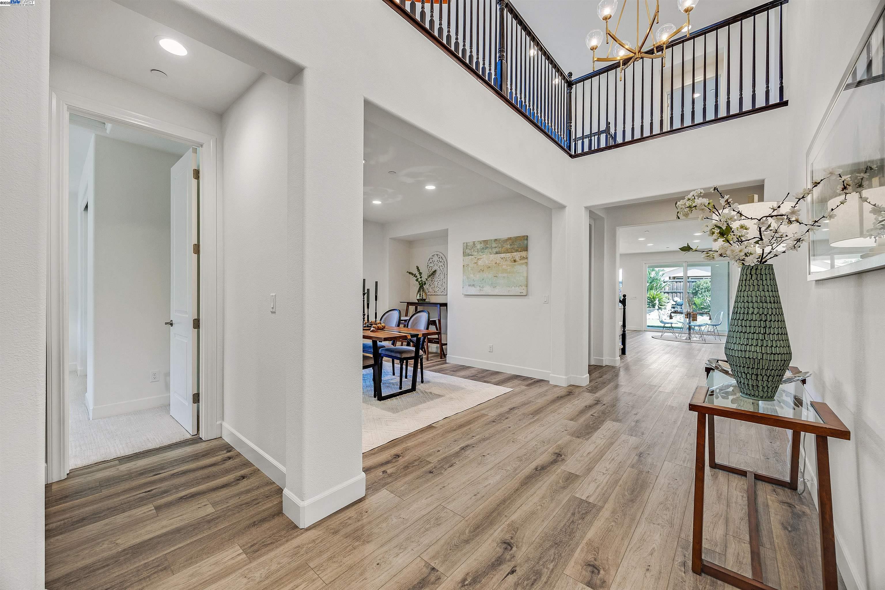 Detail Gallery Image 5 of 56 For 2288 Jessica Way, Tracy,  CA 95377 - 4 Beds | 3/1 Baths