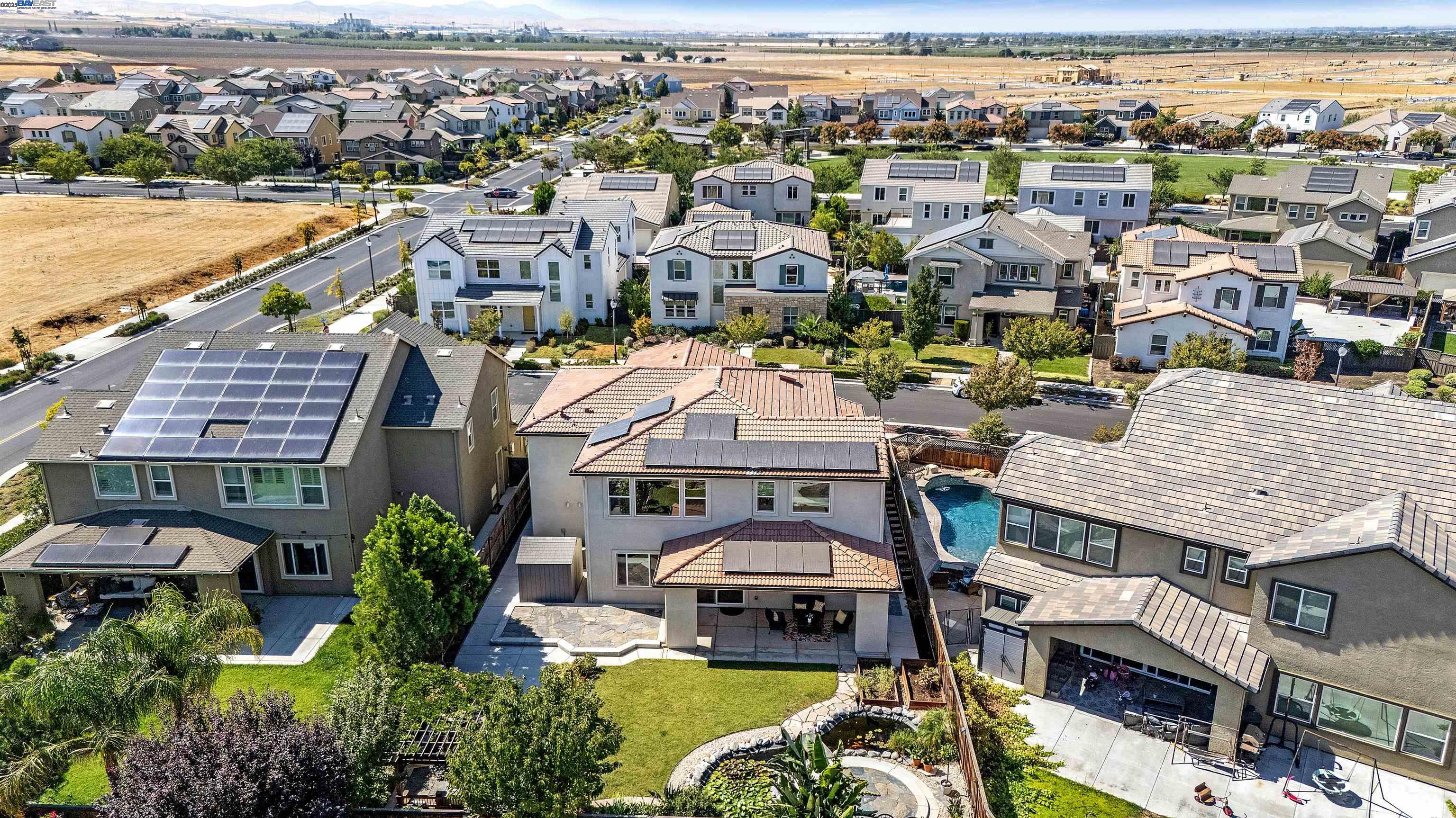 Detail Gallery Image 44 of 56 For 2288 Jessica Way, Tracy,  CA 95377 - 4 Beds | 3/1 Baths