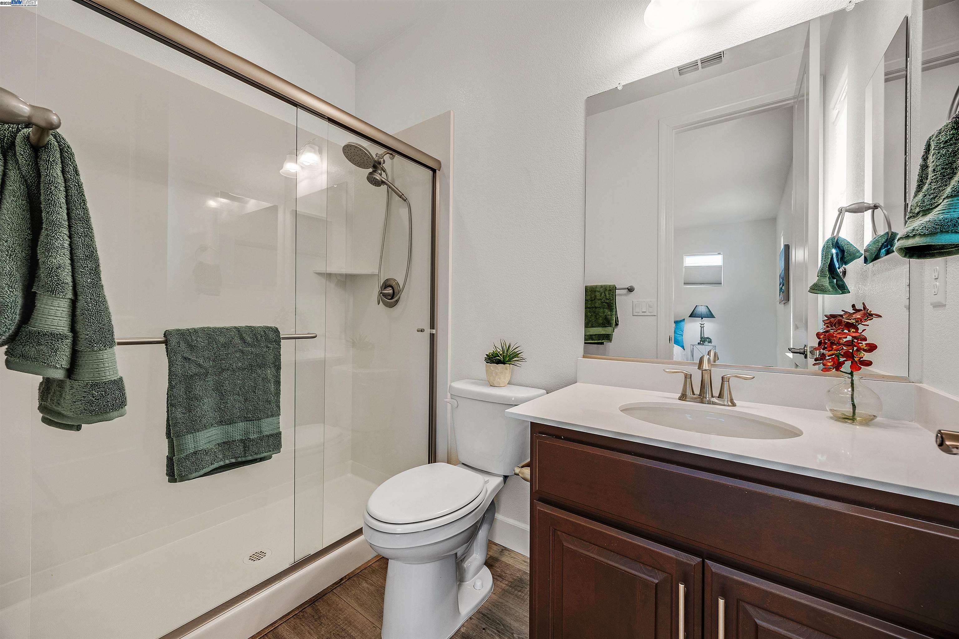 Detail Gallery Image 8 of 56 For 2288 Jessica Way, Tracy,  CA 95377 - 4 Beds | 3/1 Baths