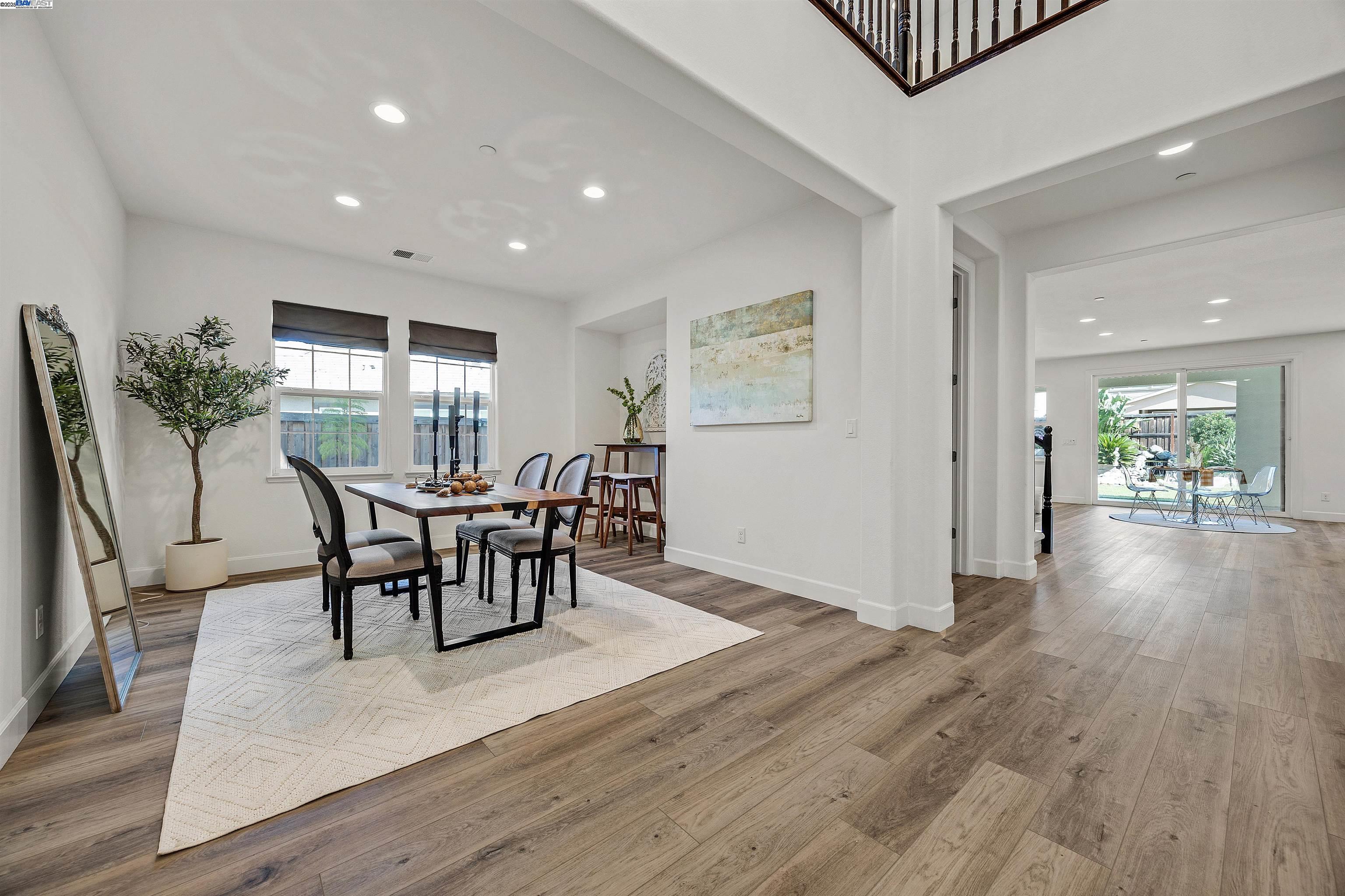 Detail Gallery Image 9 of 56 For 2288 Jessica Way, Tracy,  CA 95377 - 4 Beds | 3/1 Baths