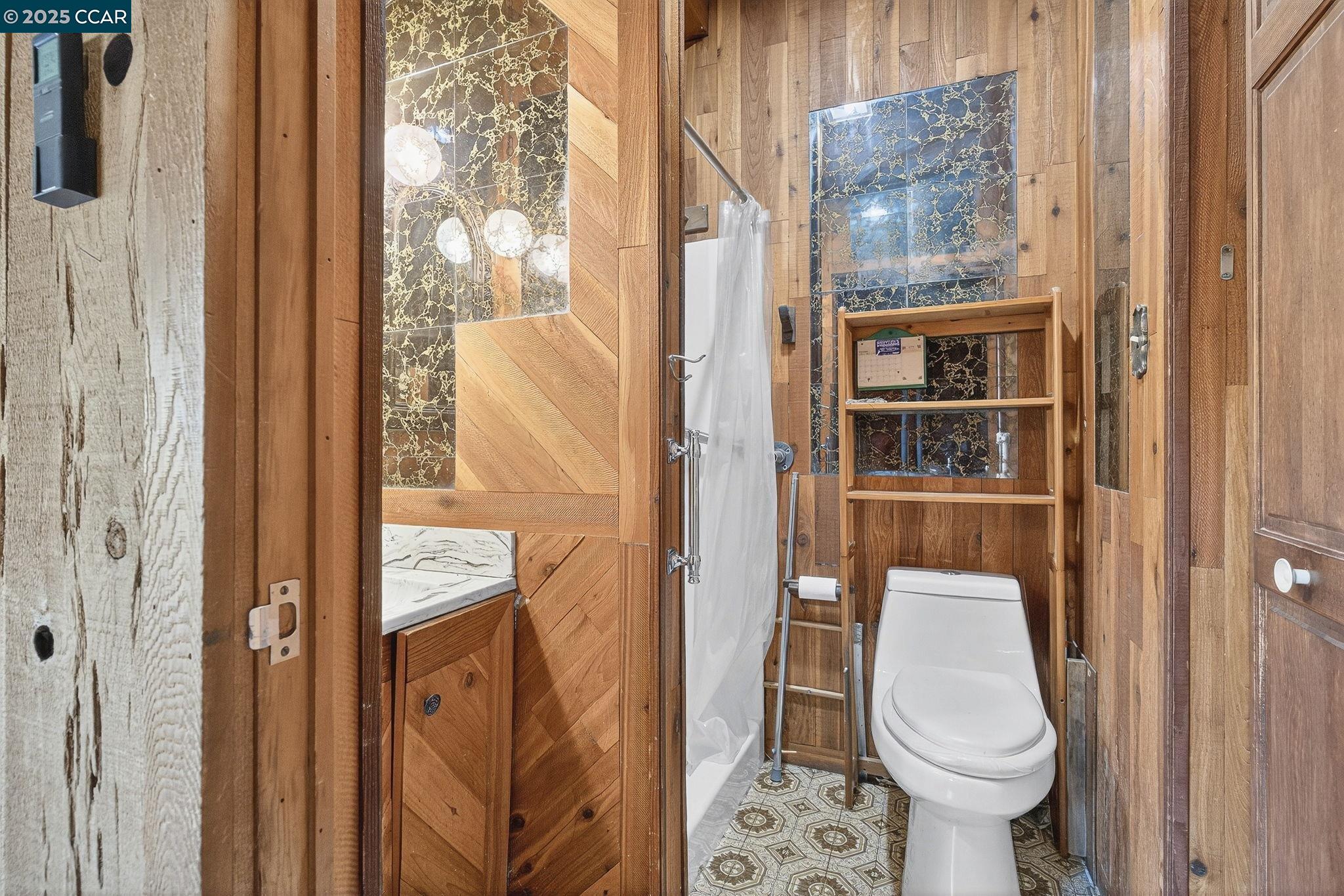 5919 Bernhard Ave, Richmond, California 94805, 2 Bedrooms Bedrooms, 5 Rooms Rooms,1 BathroomBathrooms,Residential,For Sale,5919 Bernhard Ave,41106320