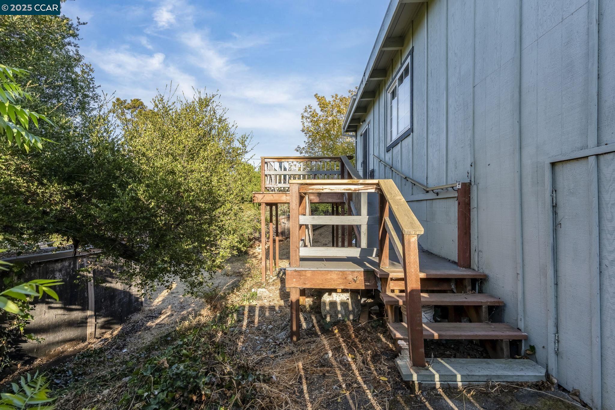 5919 Bernhard Ave, Richmond, California 94805, 2 Bedrooms Bedrooms, 5 Rooms Rooms,1 BathroomBathrooms,Residential,For Sale,5919 Bernhard Ave,41106320